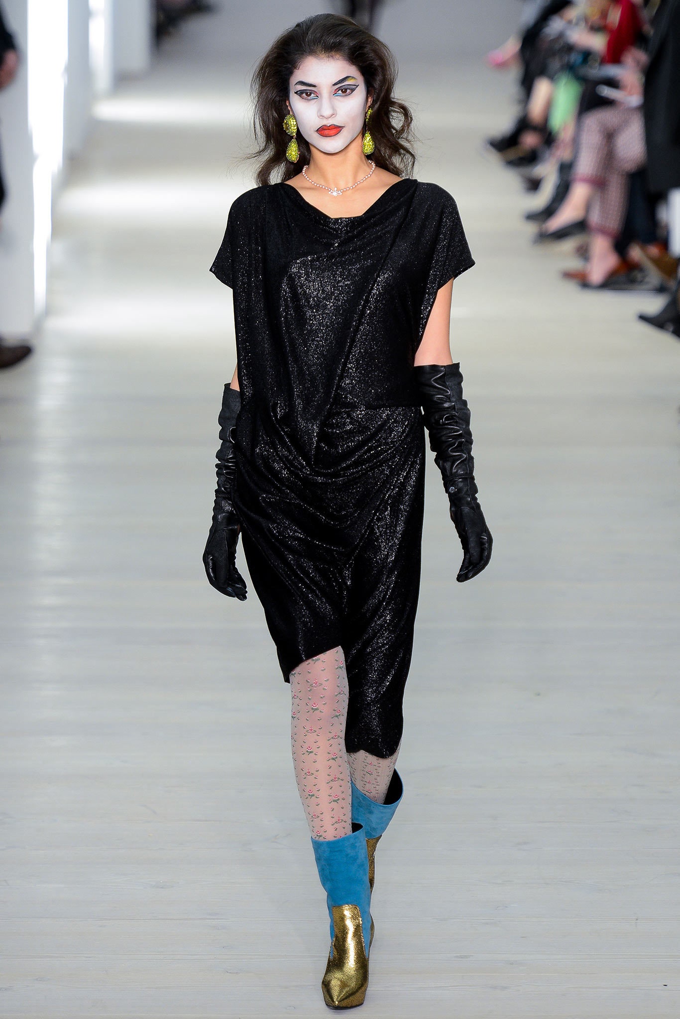 Vivienne Westwood F/W 13 Look 19