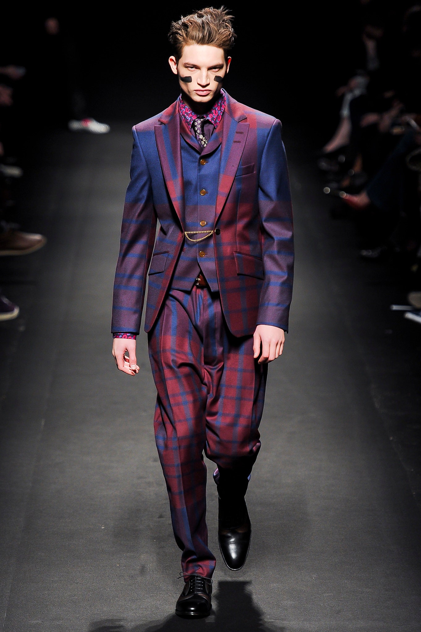 Vivienne Westwood F/W 13 Menswear Look 39