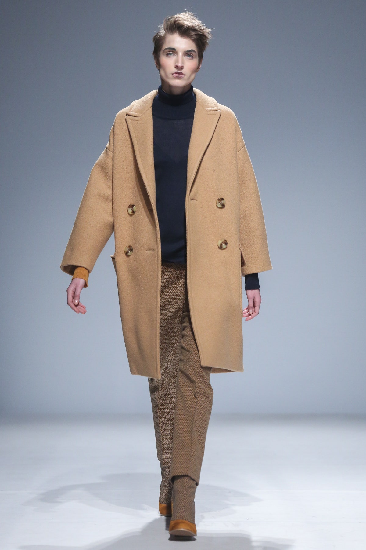 V by Gres Kiev Fall 2016