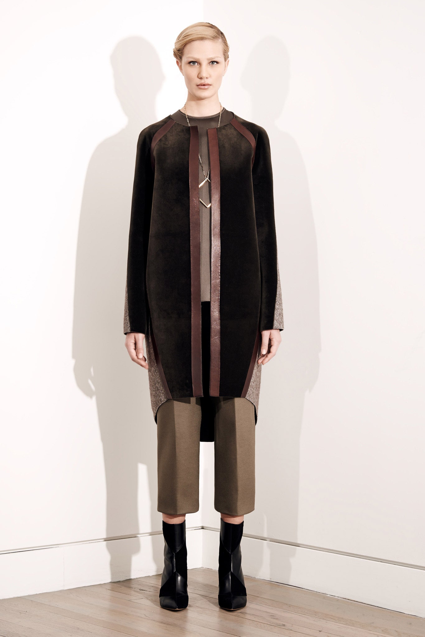 Victor Alfaro Fall 2014 Ready-to-Wear
