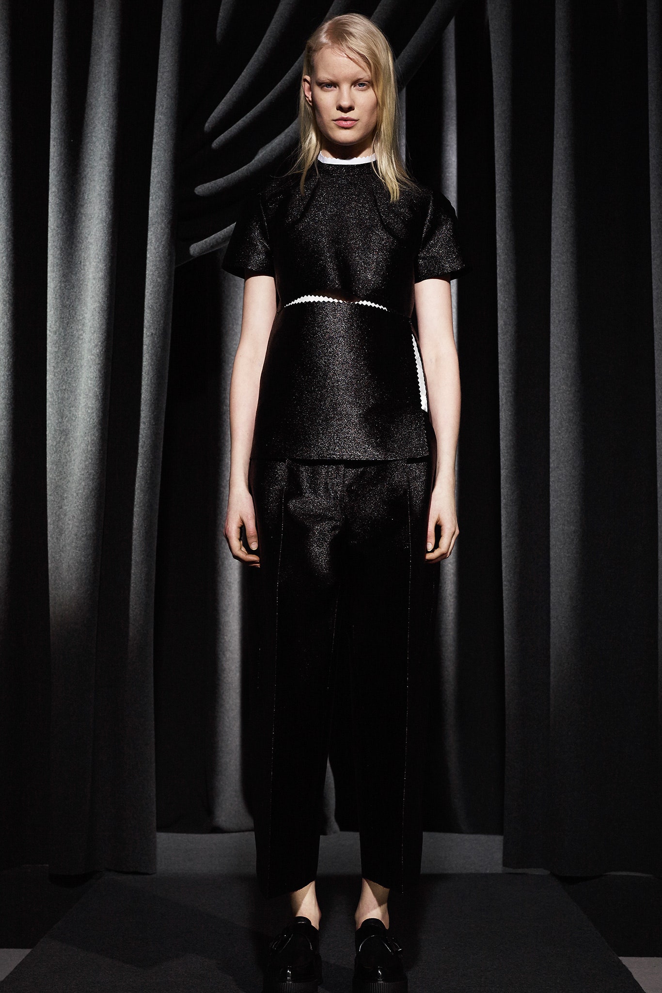 Viktor & Rolf F/W 15 Look 9