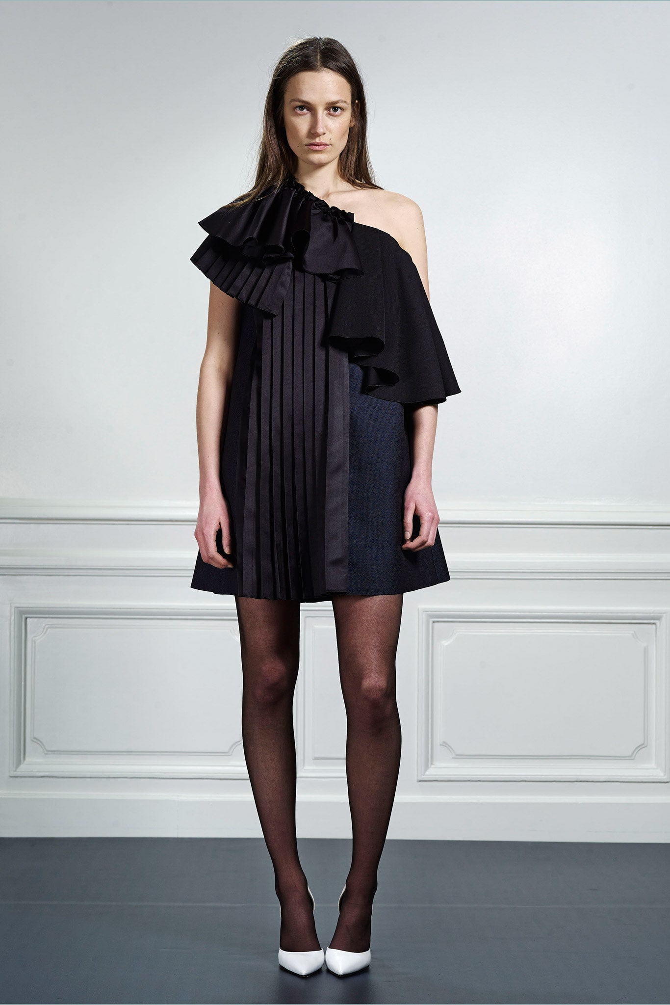 Viktor & Rolf F/W 15 Look 22