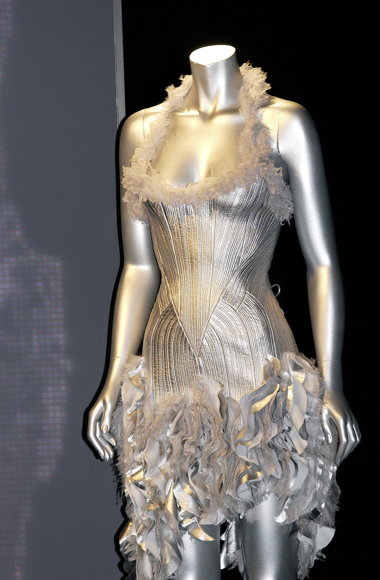 Versace S/S 03 Couture Look 6