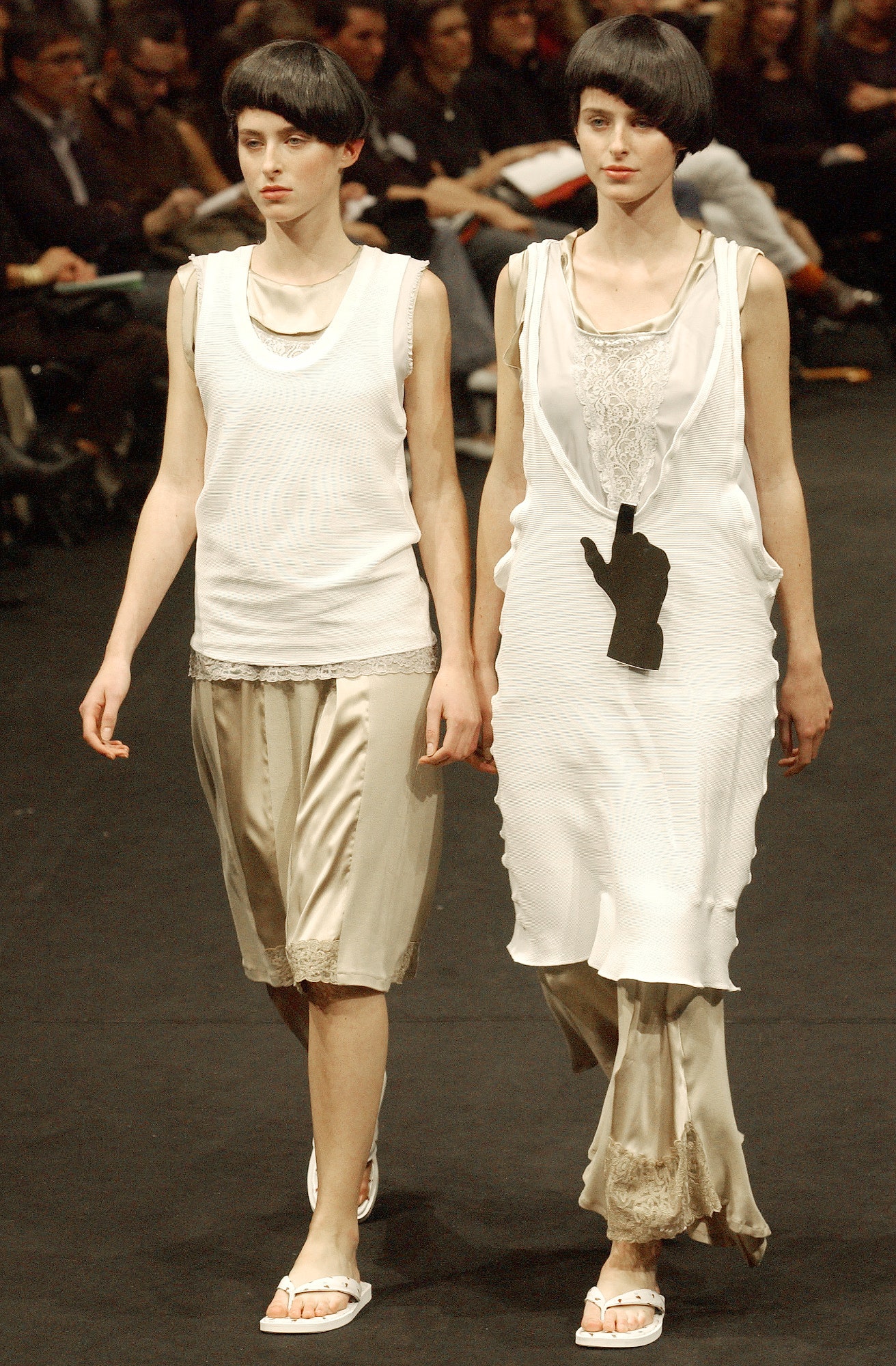 Undercover S/S 04 Look 18