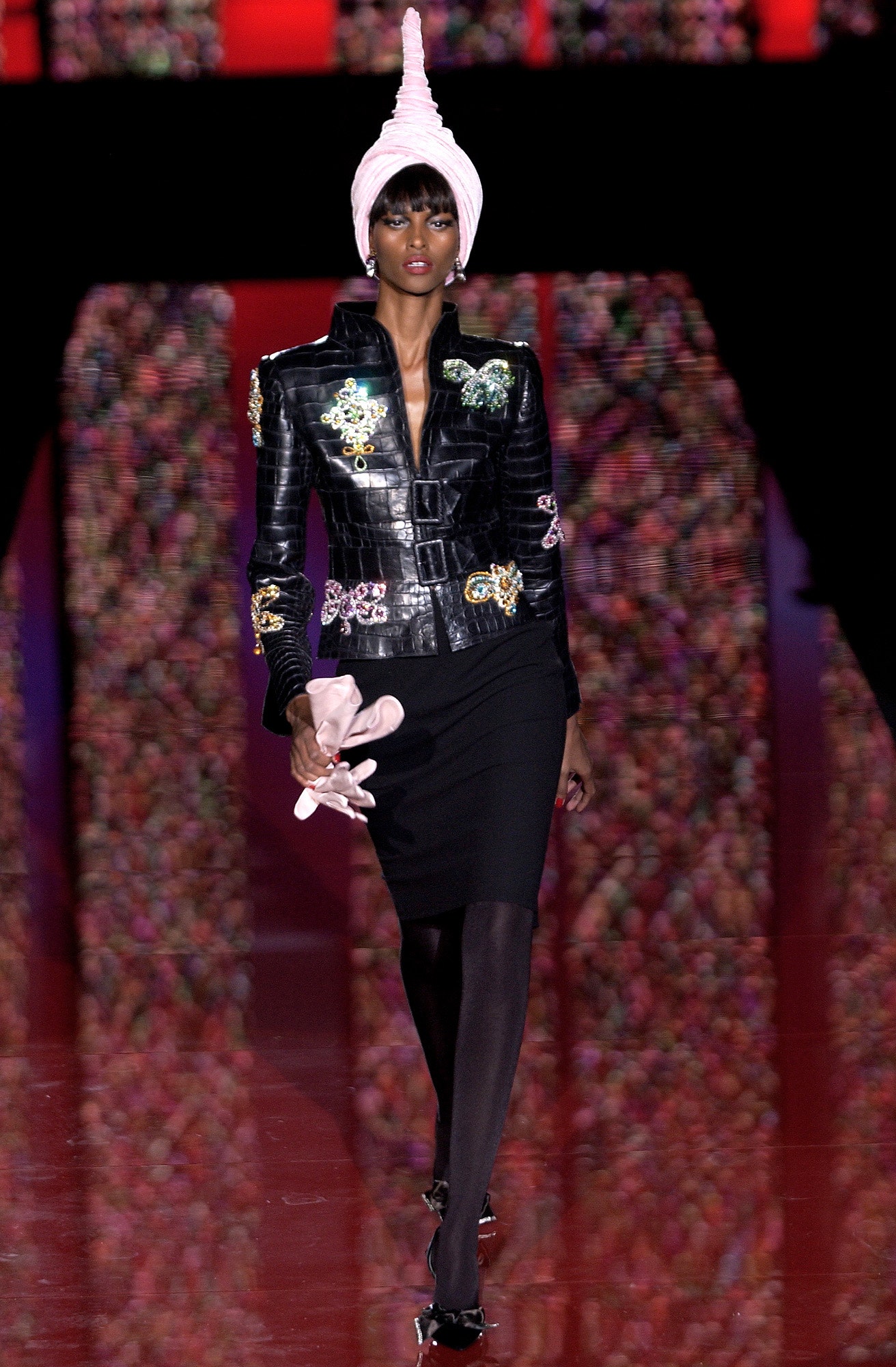 Valentino F/W 03 Couture Look 19