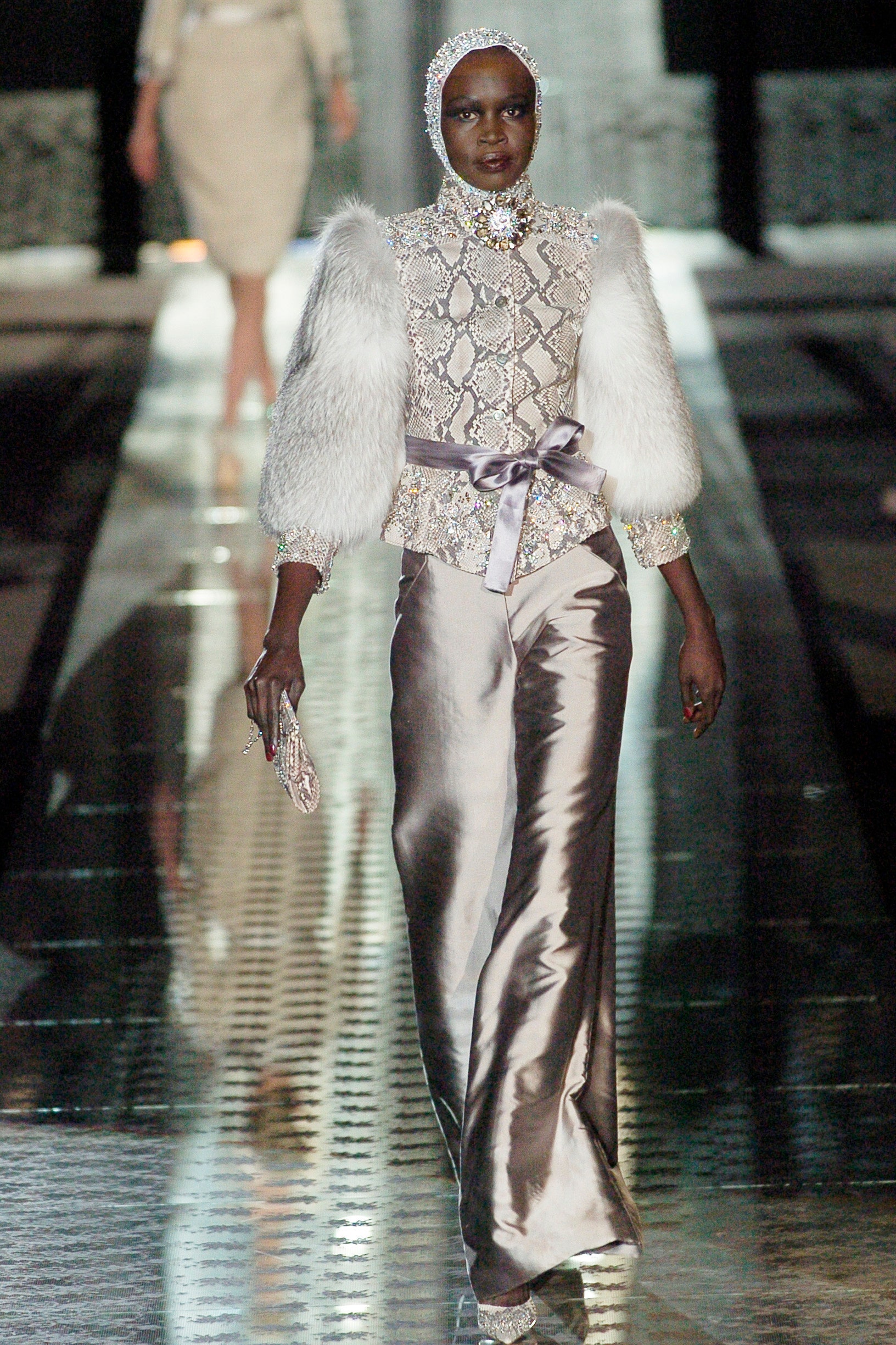 Valentino F/W 04 Couture Look 8