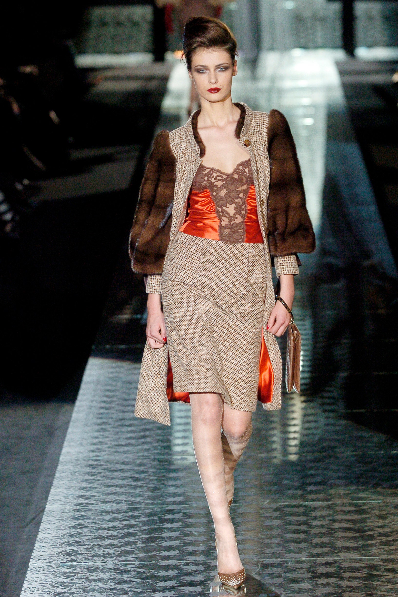 Valentino F/W 04 Couture Look 10