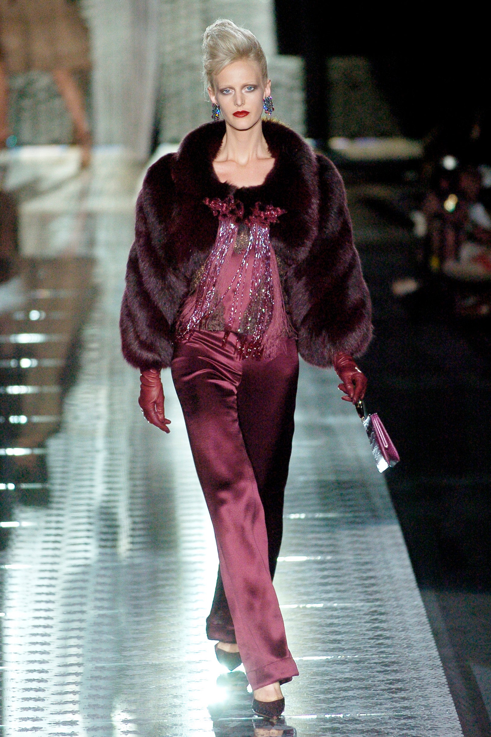 Valentino F/W 04 Couture Look 11