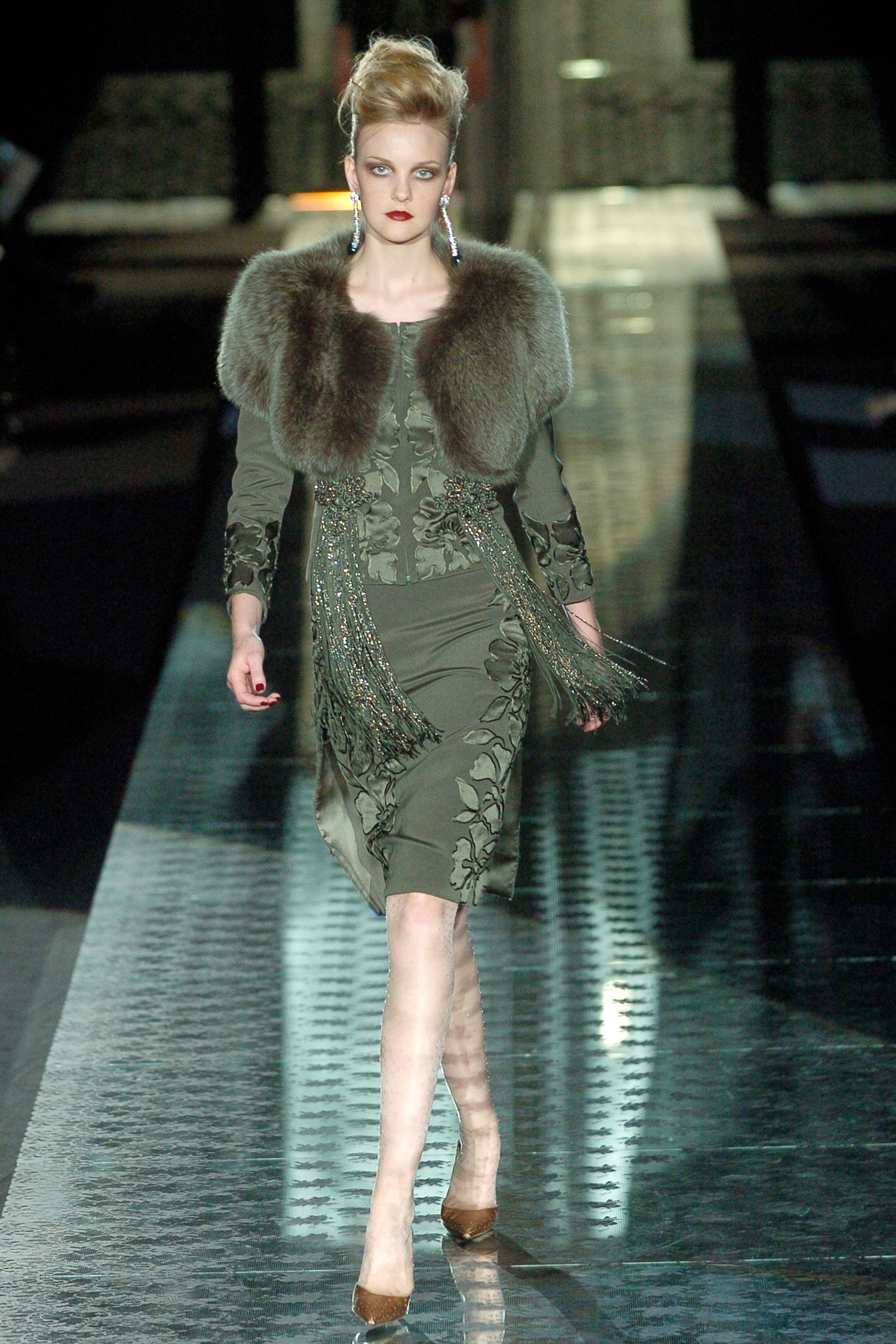 Valentino F/W 04 Couture Look 14