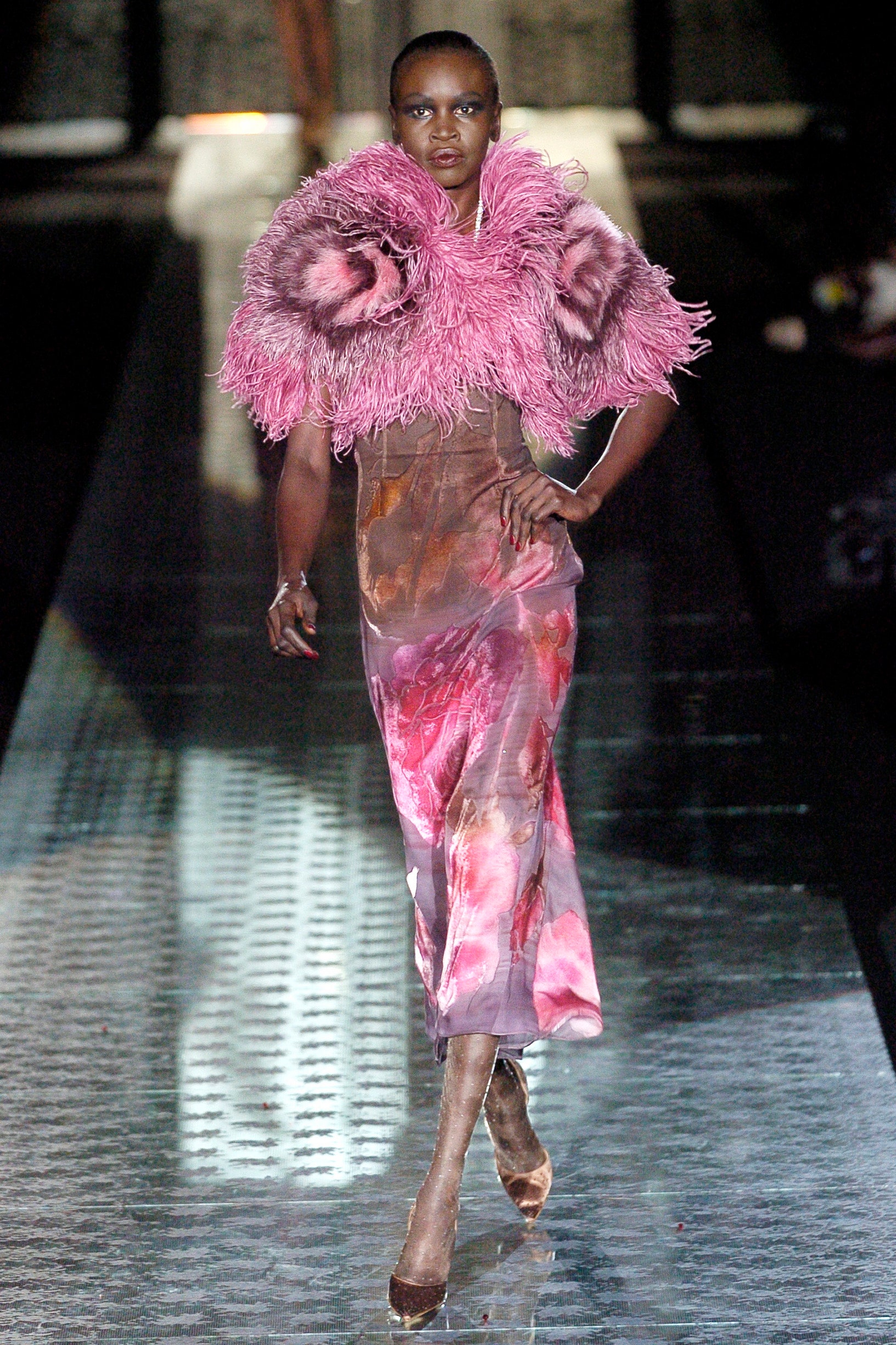 Valentino F/W 04 Couture Look 22