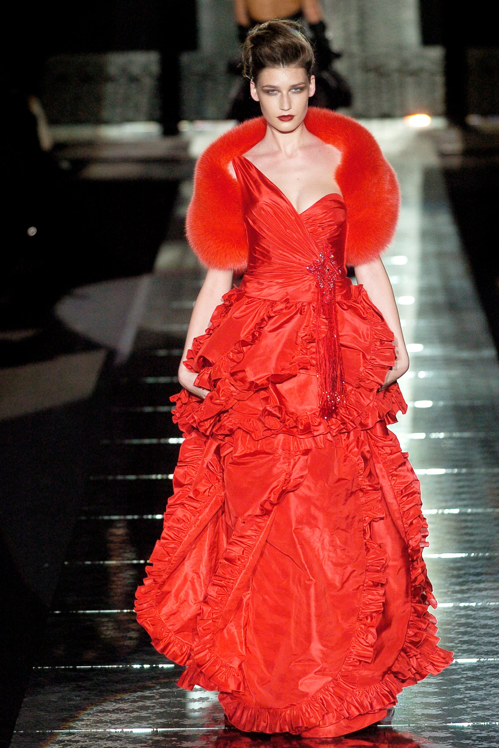 Valentino F/W 04 Couture Look 47