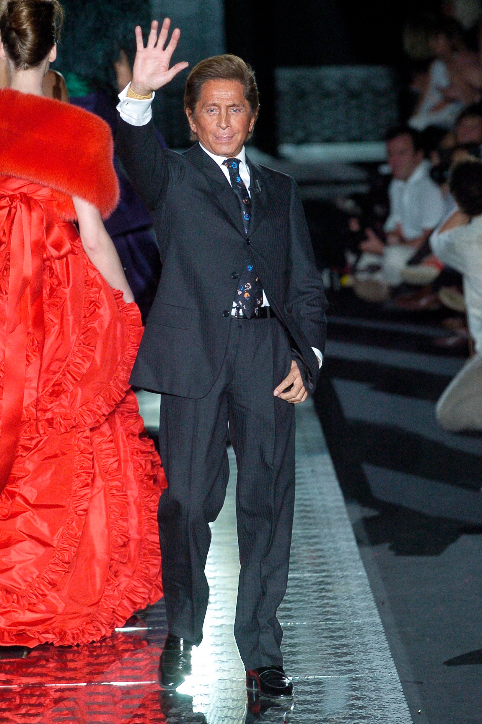 Valentino F/W 04 Couture Look 48