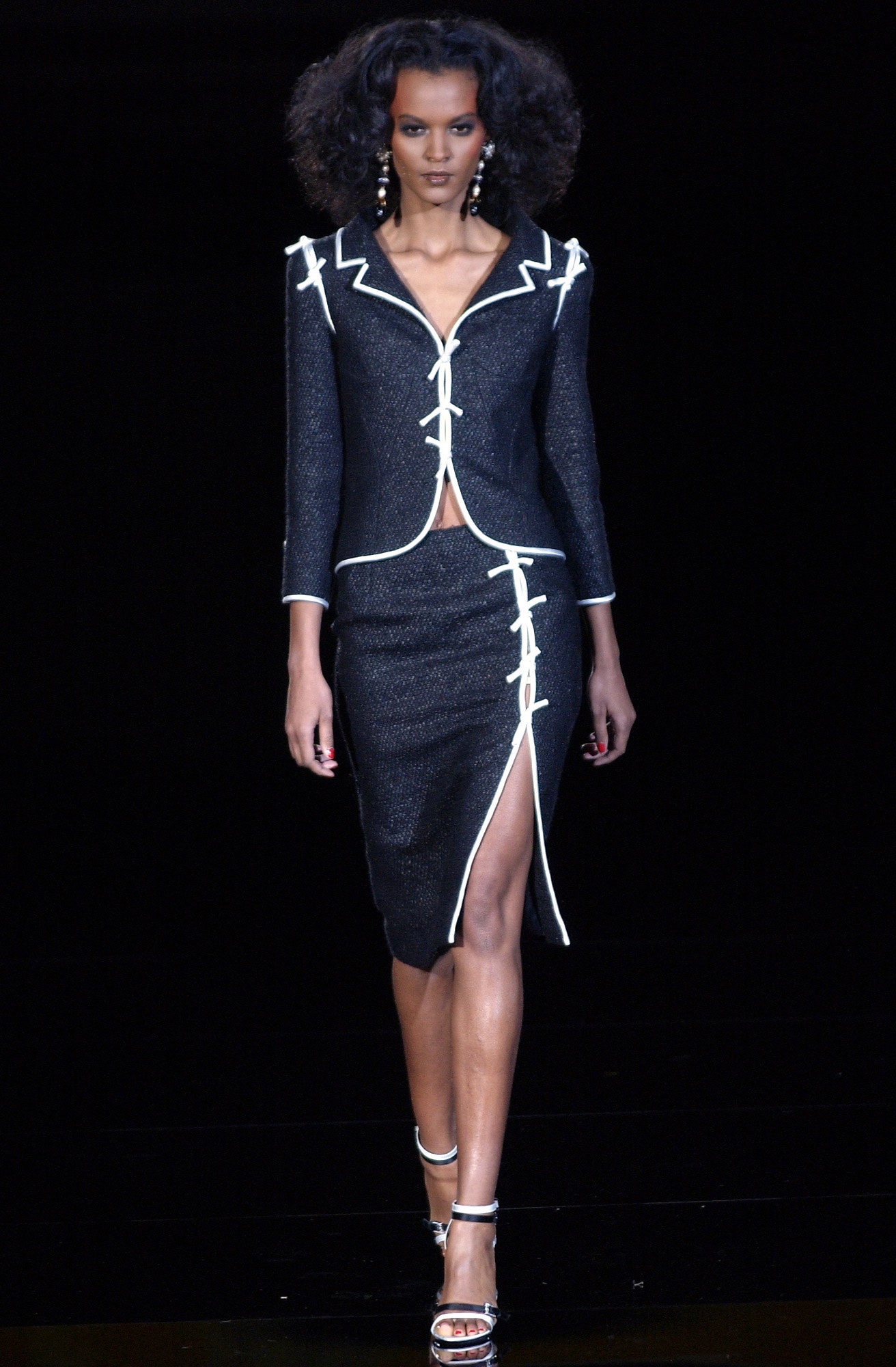 Valentino S/S 04 Couture Look 9