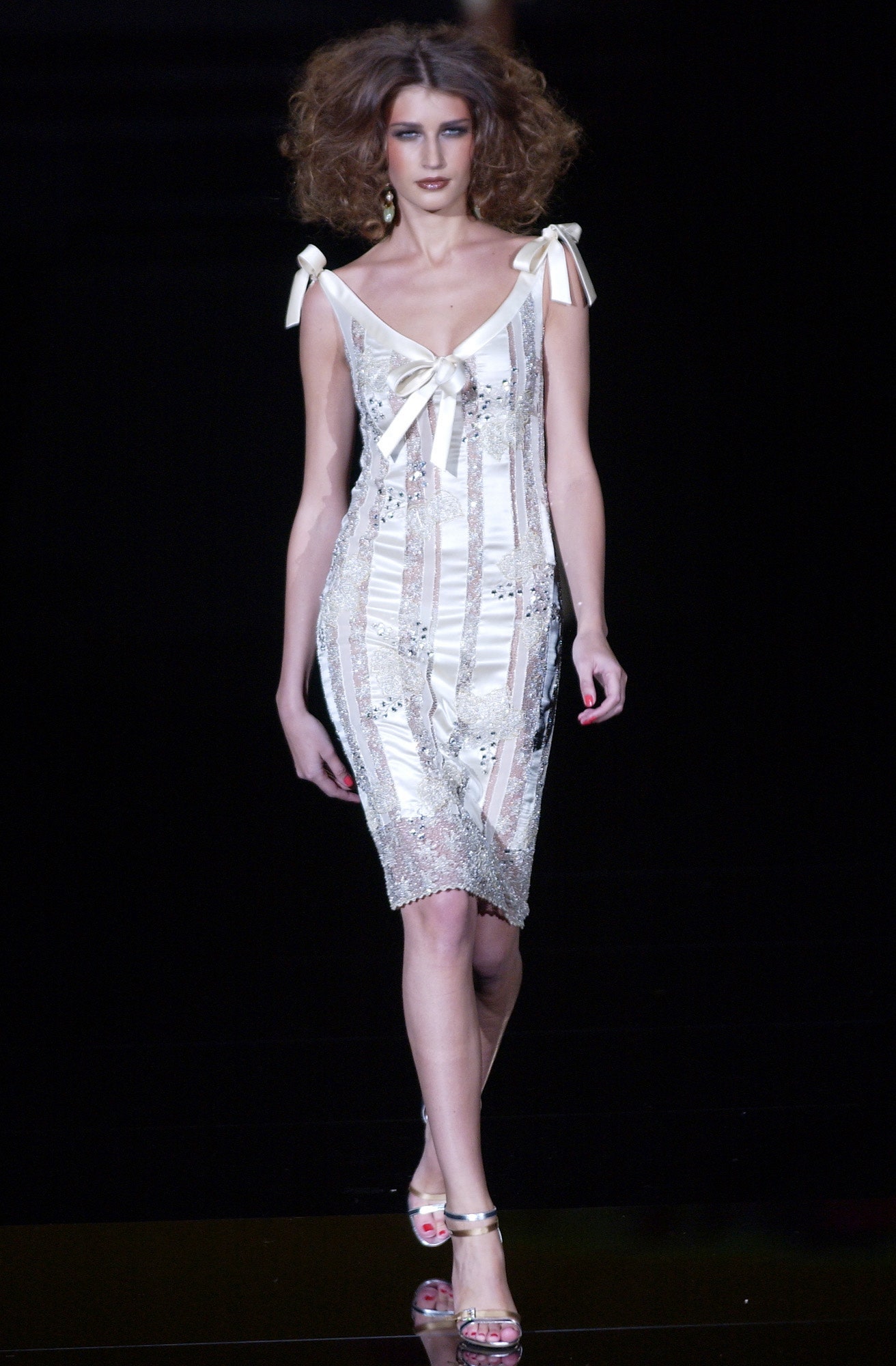 Valentino S/S 04 Couture Look 32