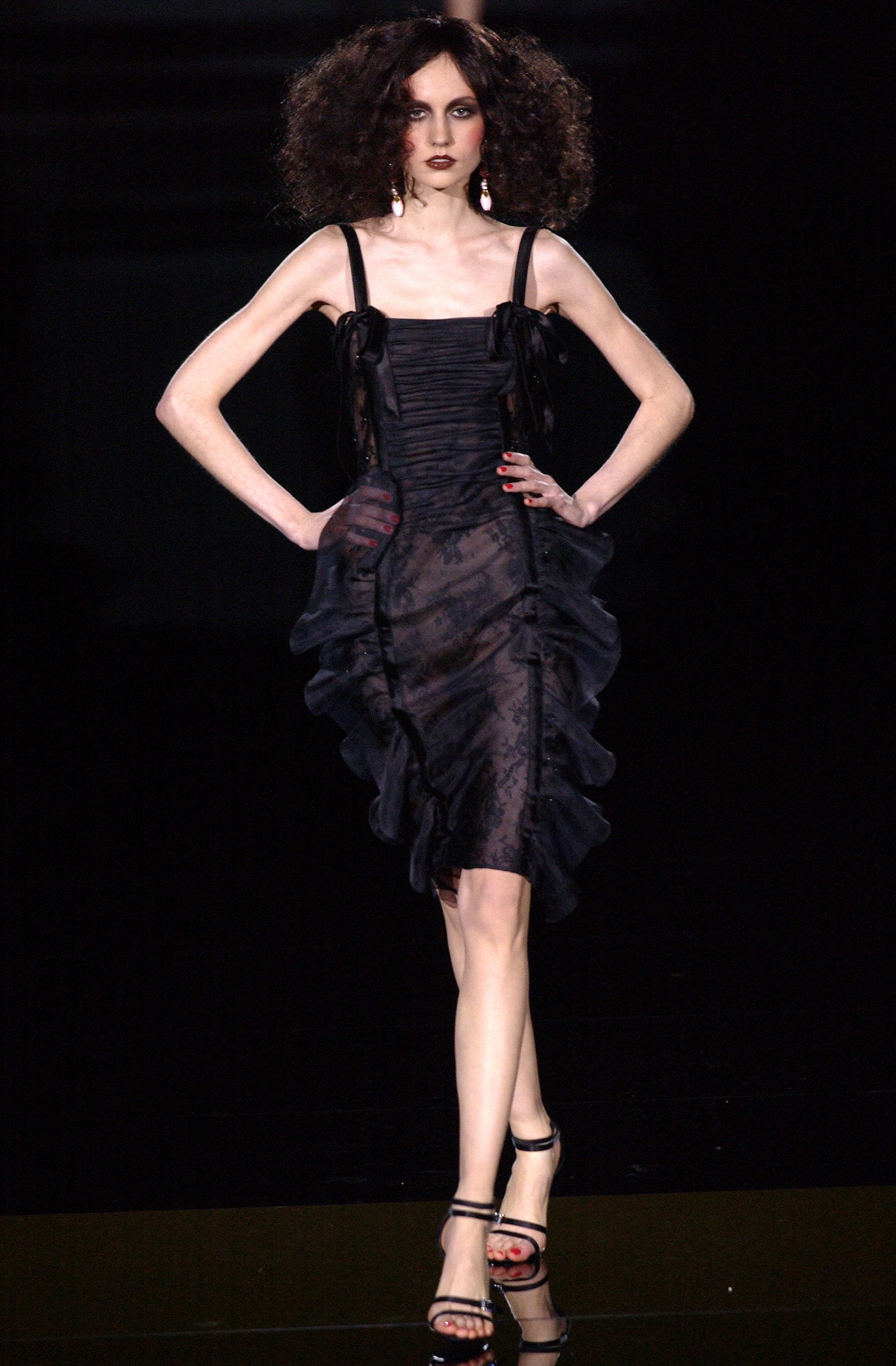 Valentino S/S 04 Couture Look 36