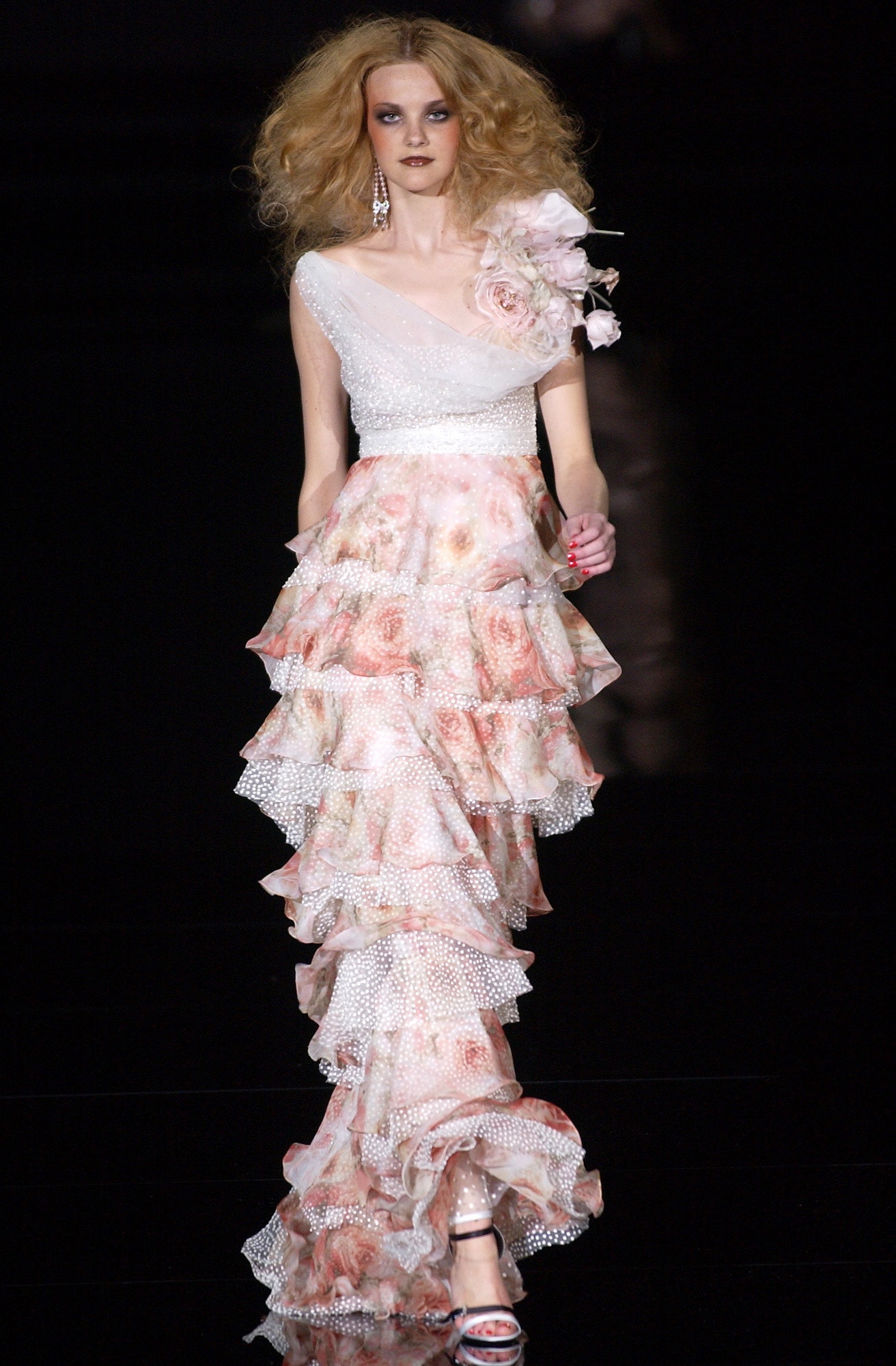 Valentino S/S 04 Couture Look 44