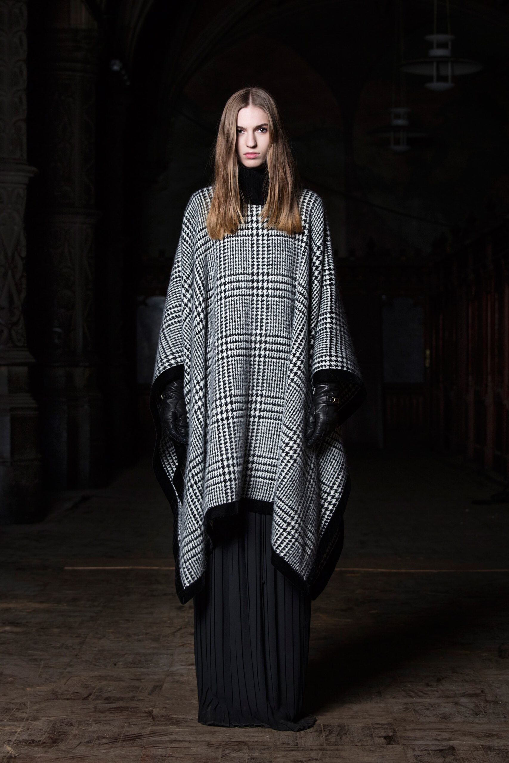 Veronique Branquinho F/W 16 Look 2