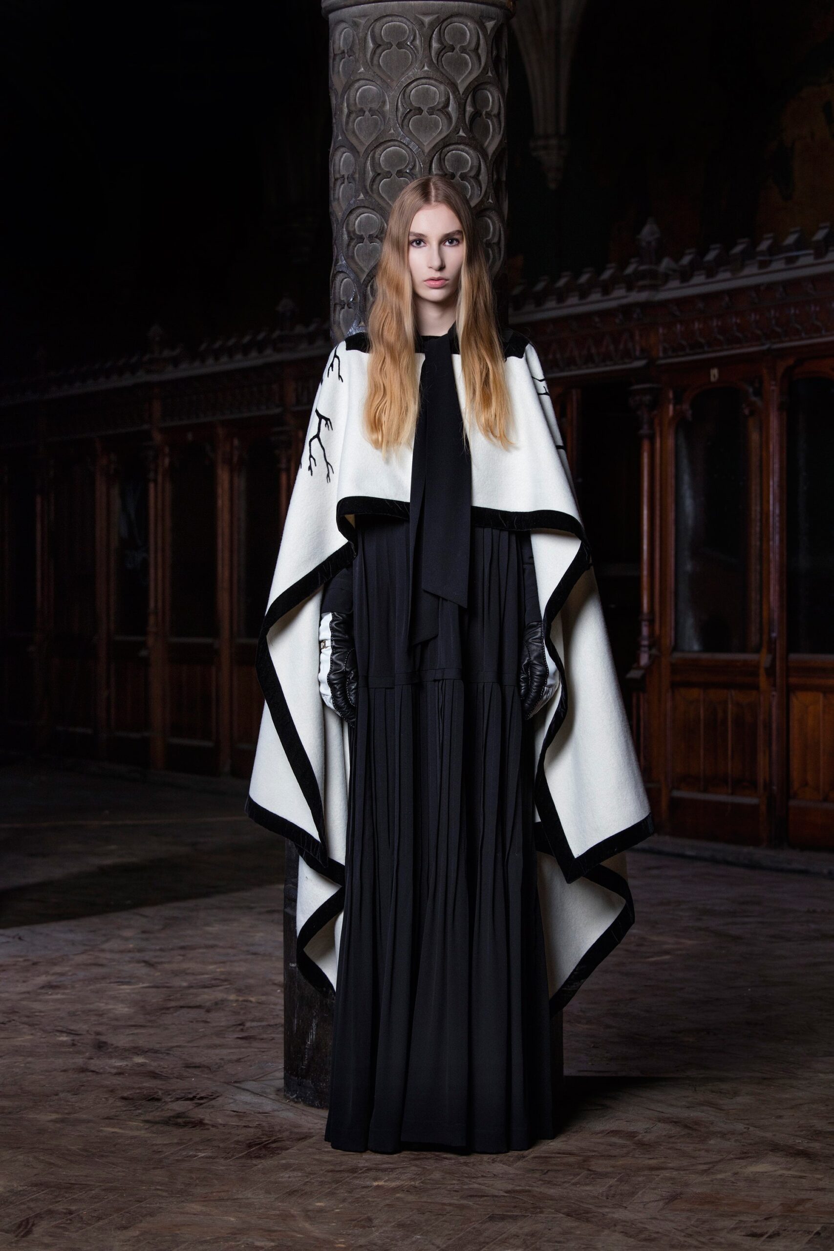 Veronique Branquinho F/W 16 Look 11