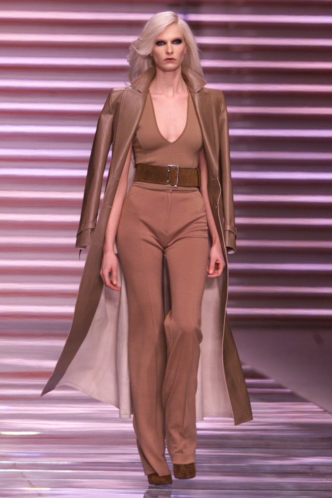 Versace F/W 01 Look 17