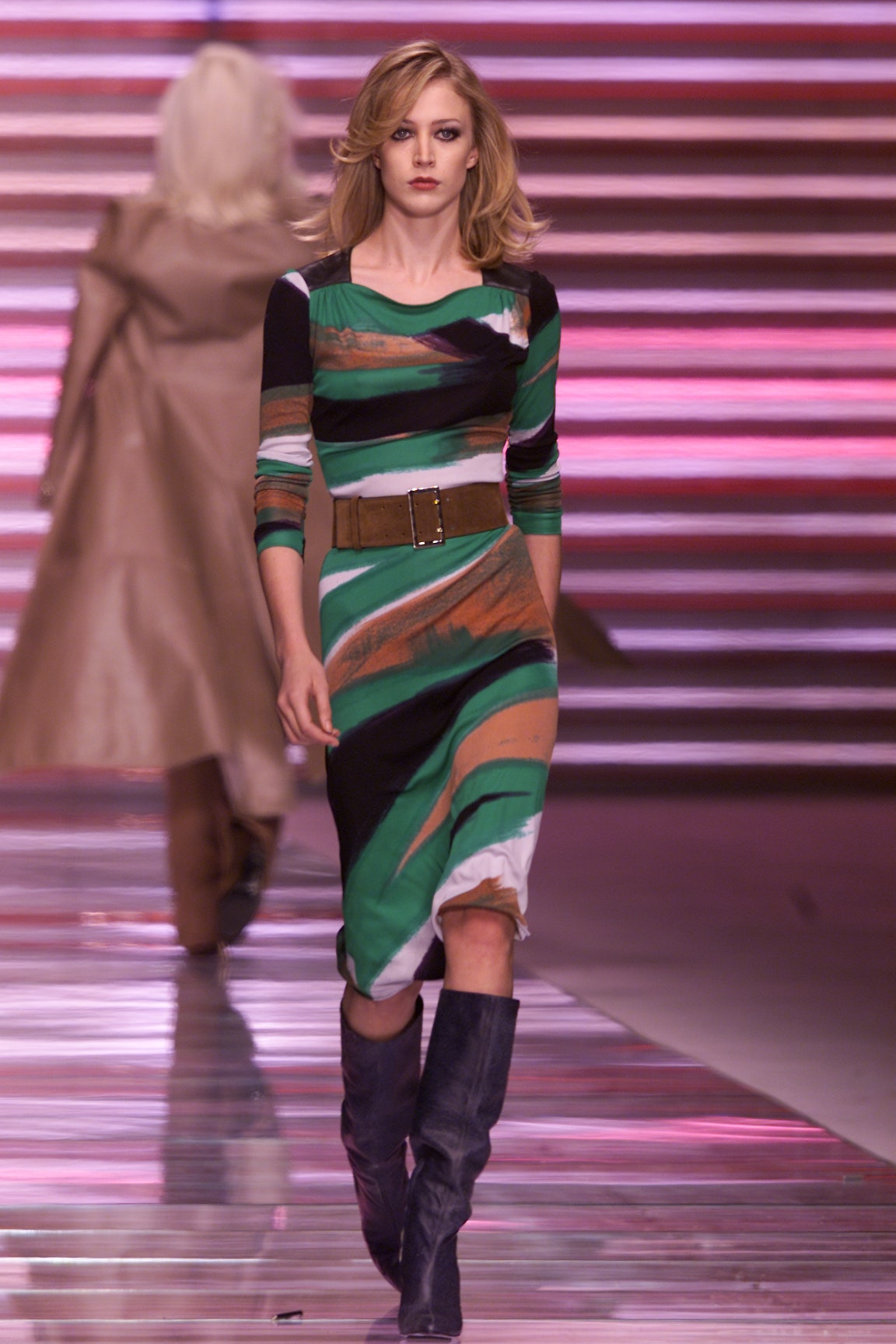 Versace F/W 01 Look 19