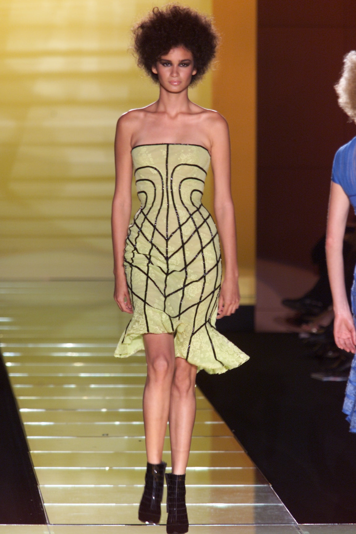 Versace S/S 01 Couture Look 26