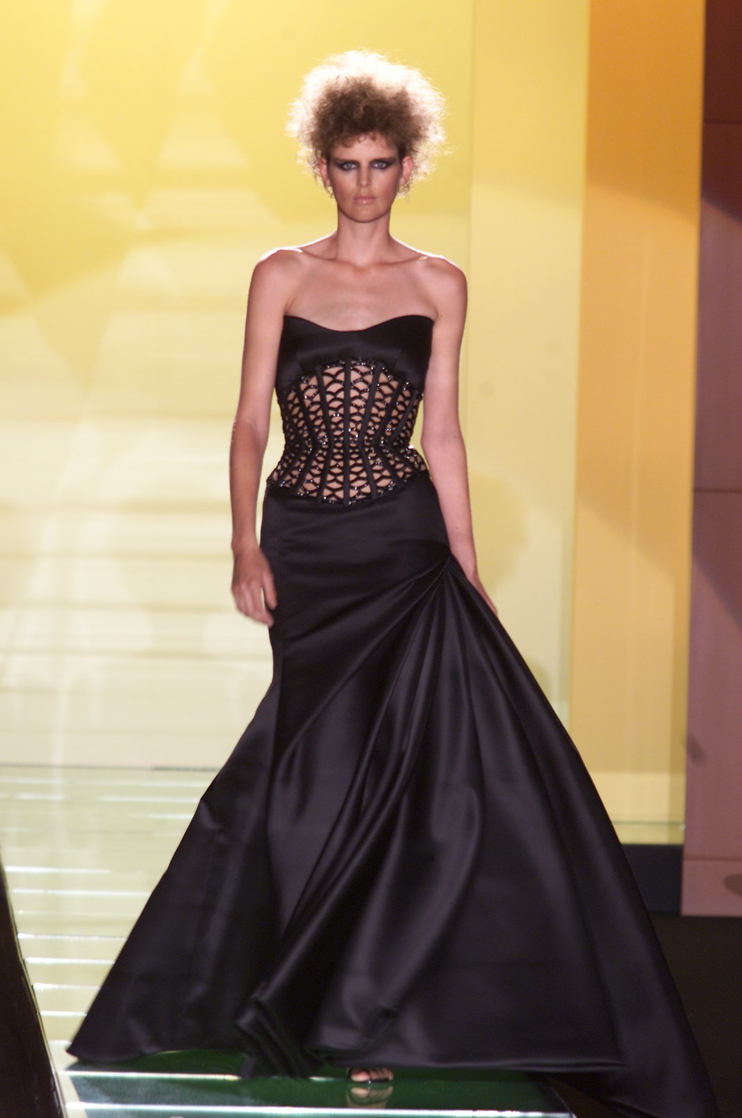 Versace S/S 01 Couture Look 35