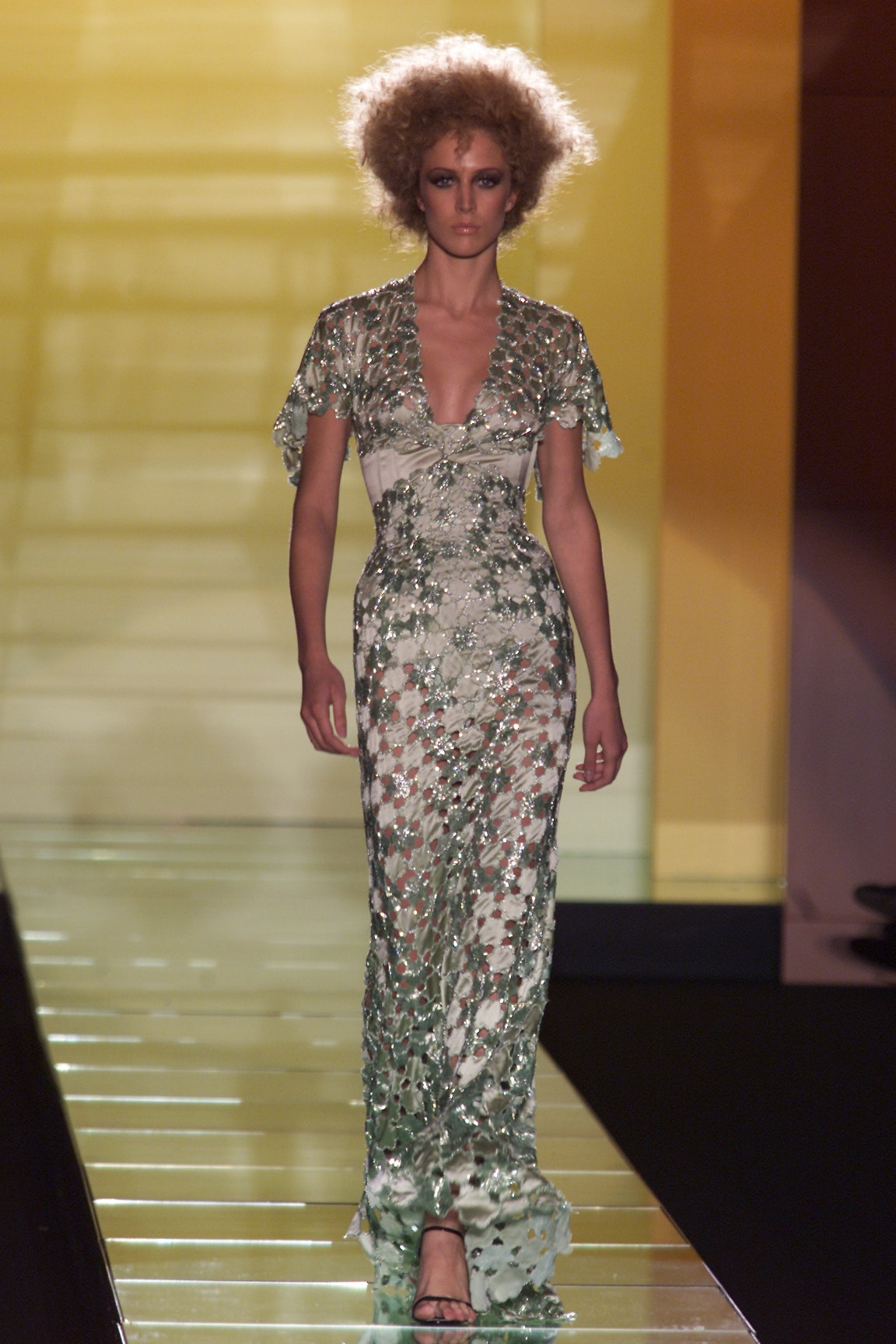 Versace S/S 01 Couture Look 38
