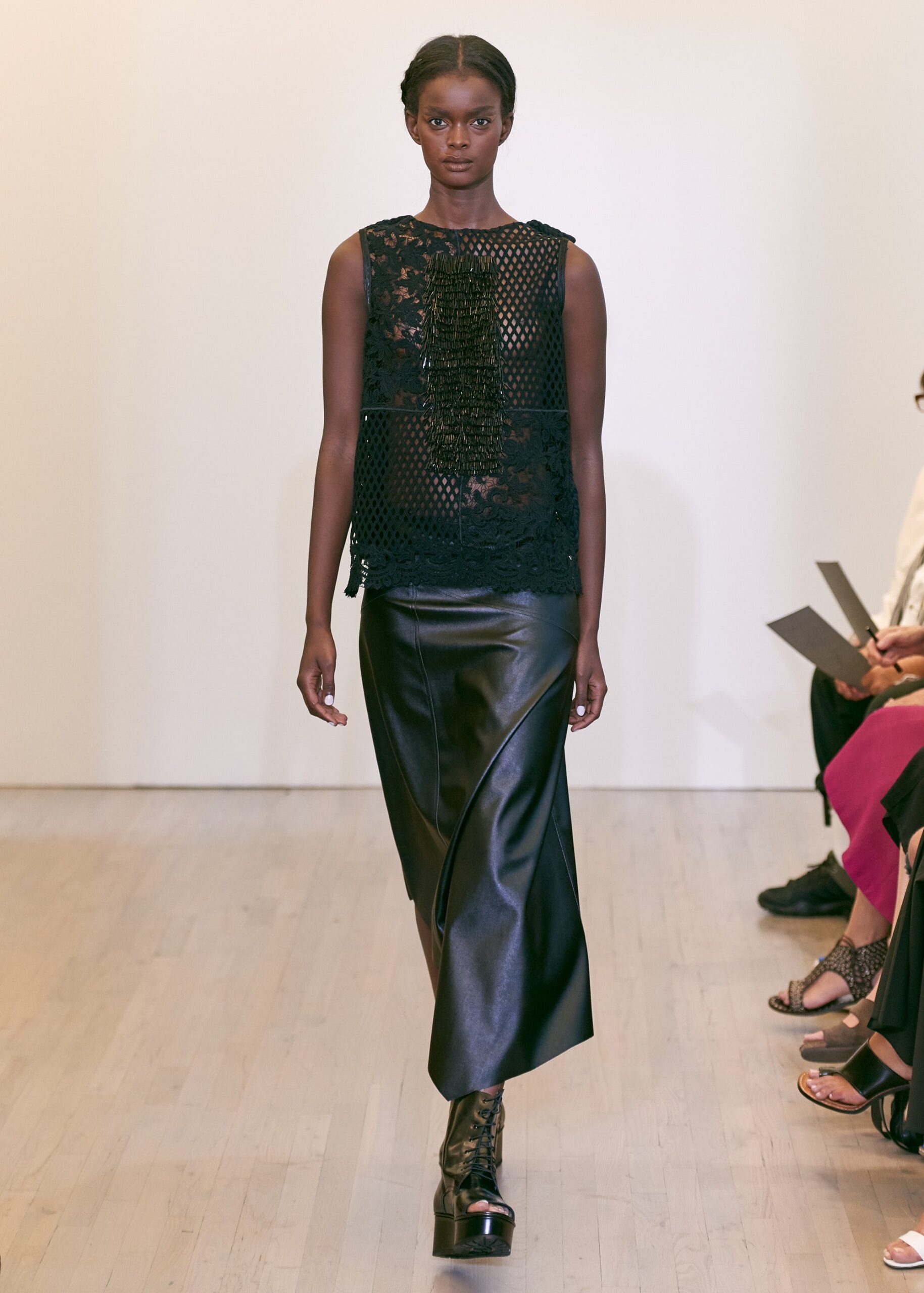 Victor Alfaro Spring 2016 Ready-to-Wear