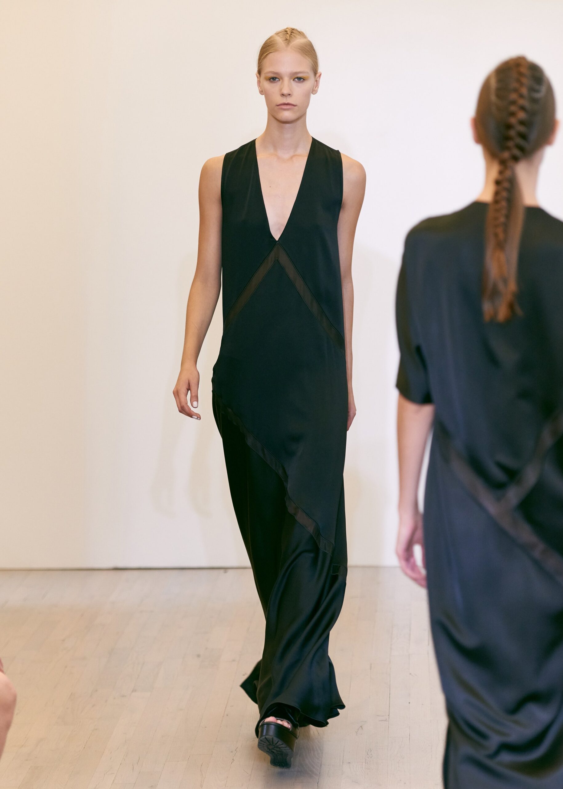 Victor Alfaro S/S 16 Look 13