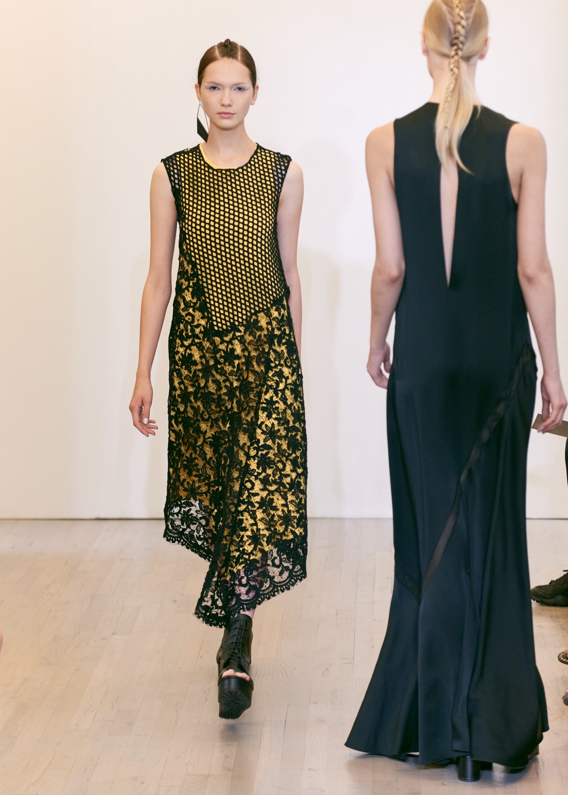 Victor Alfaro S/S 16 Look 14