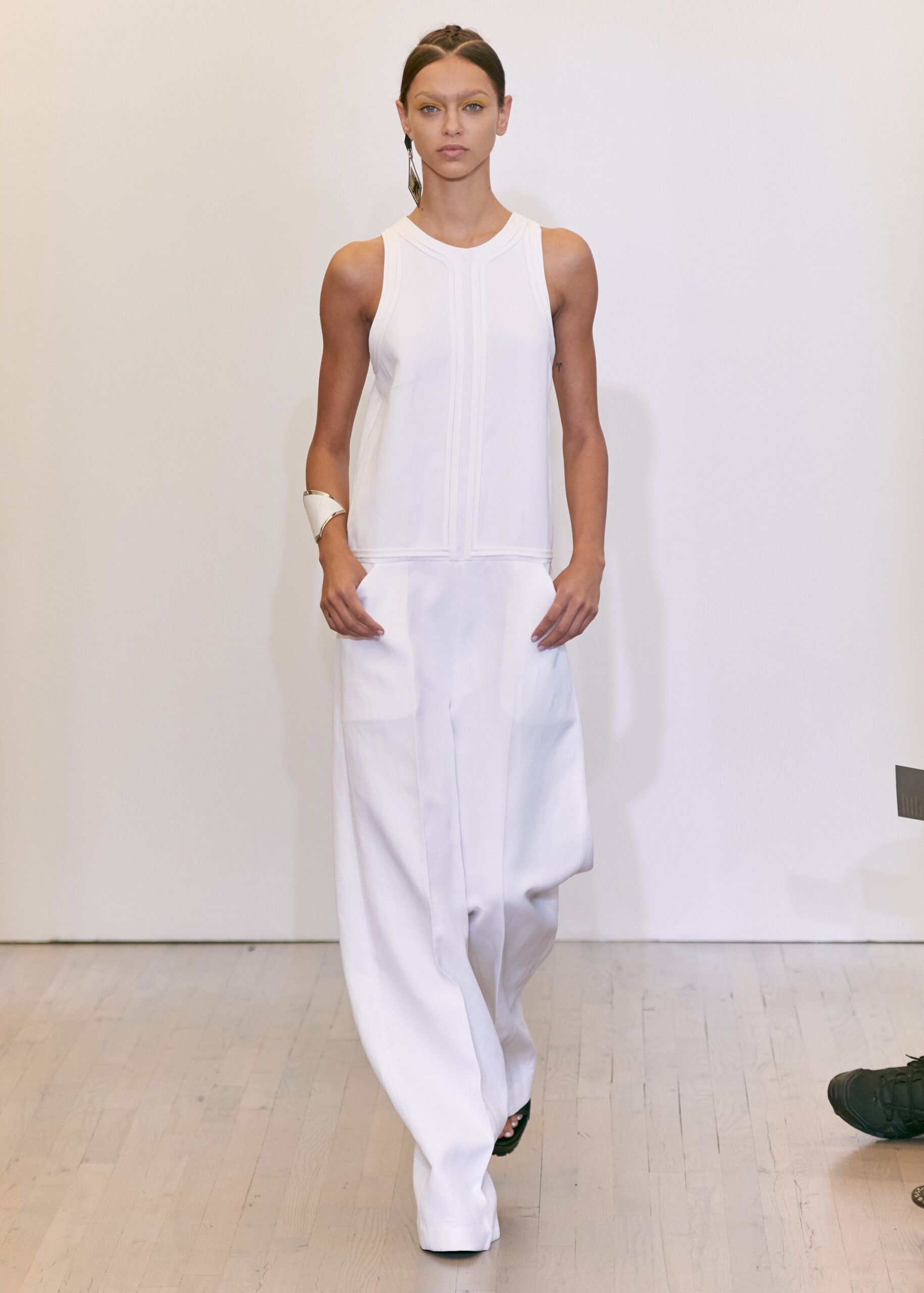 Victor Alfaro S/S 16 Look 22