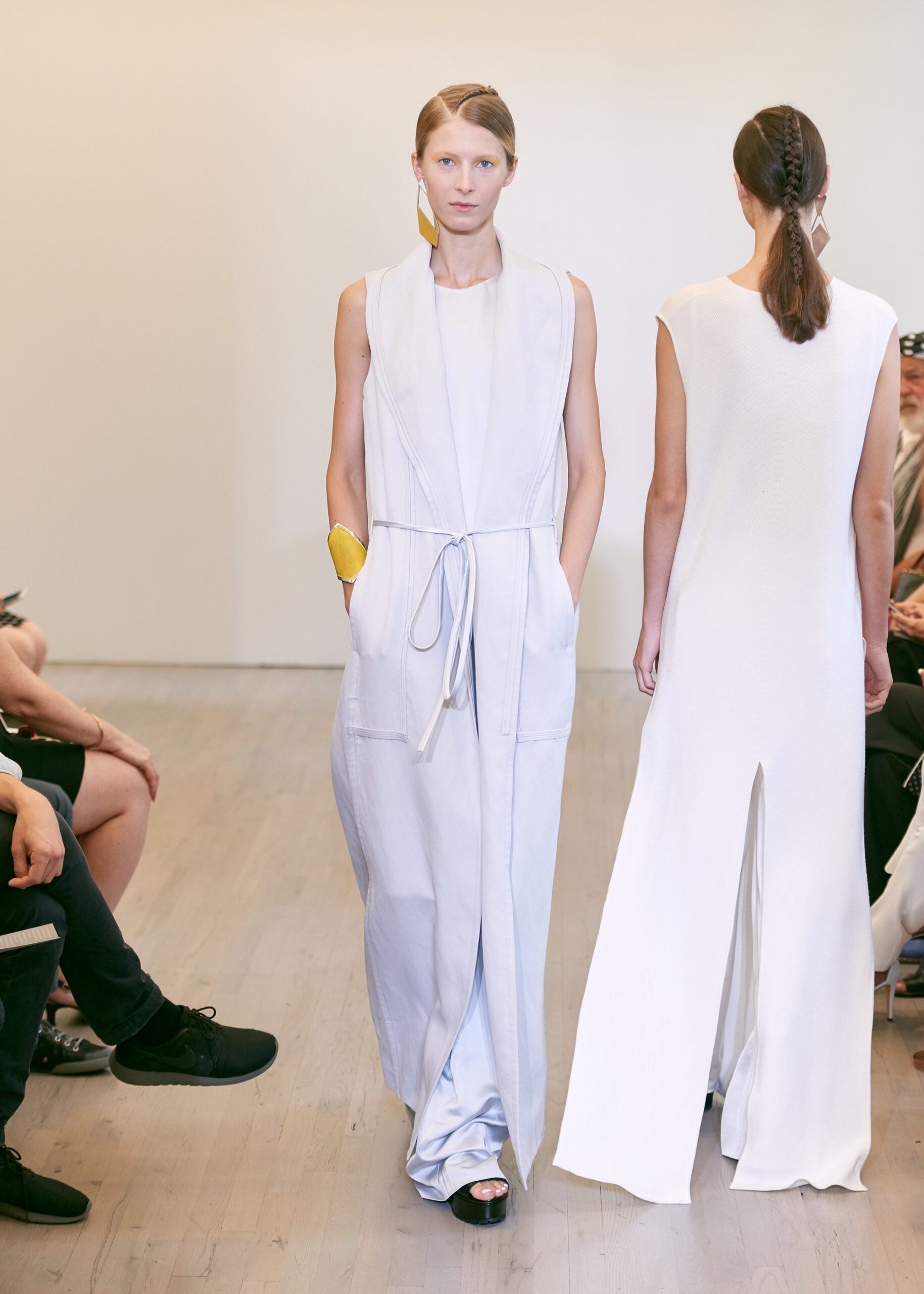 Victor Alfaro S/S 16 Look 33