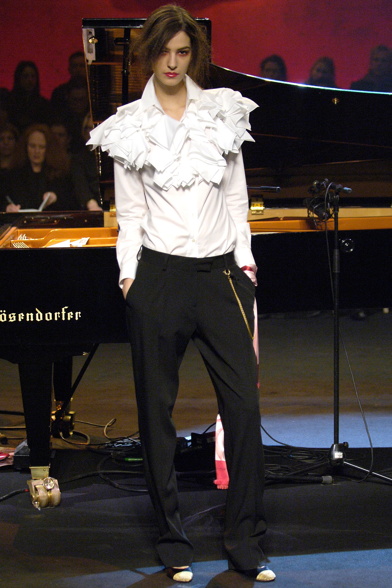 Viktor & Rolf F/W 05 Look 10