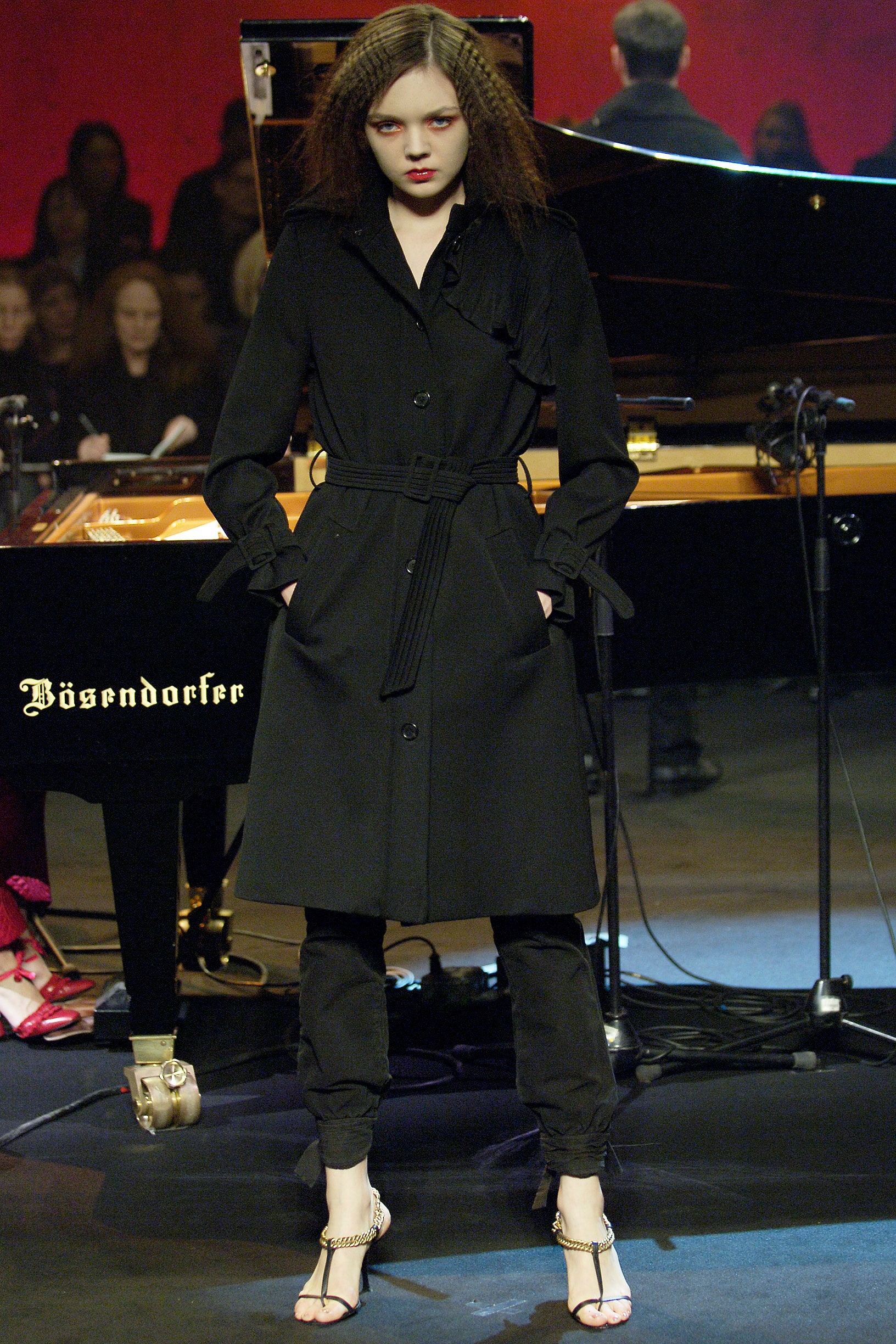 Viktor & Rolf F/W 05 Look 20