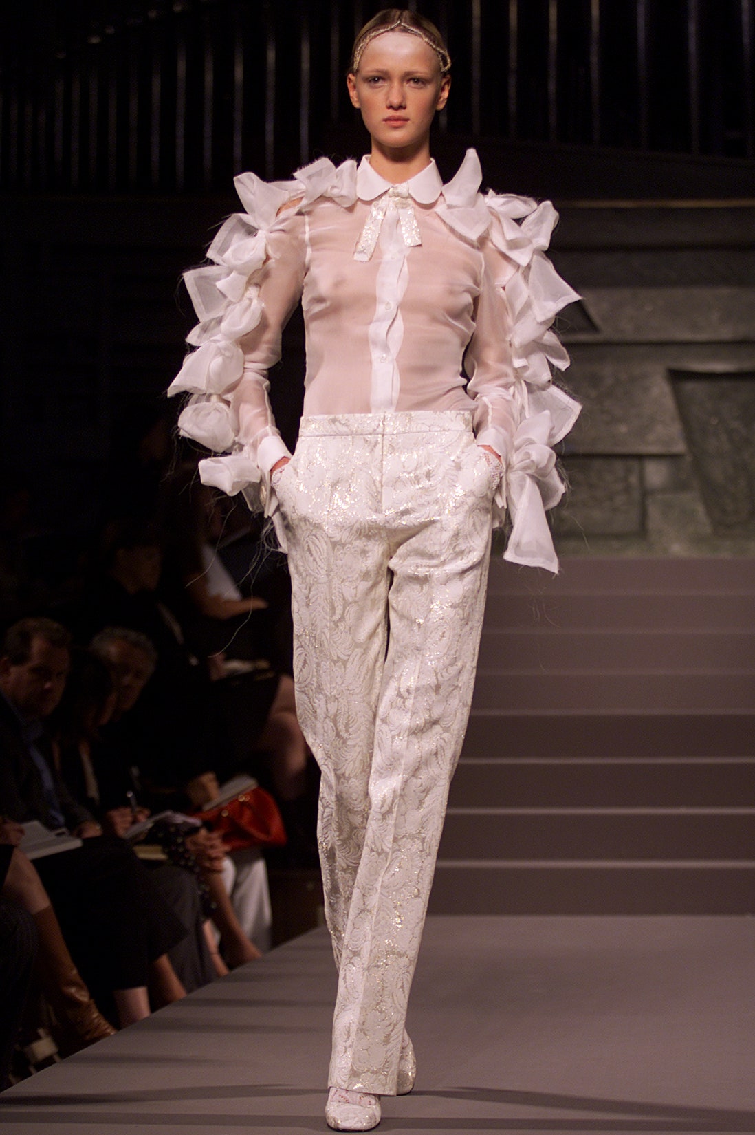 Viktor & Rolf S/S 02 Look 9