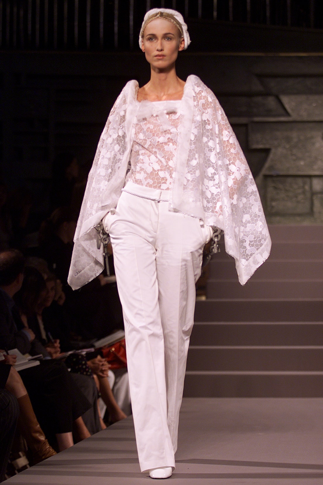Viktor & Rolf S/S 02 Look 16