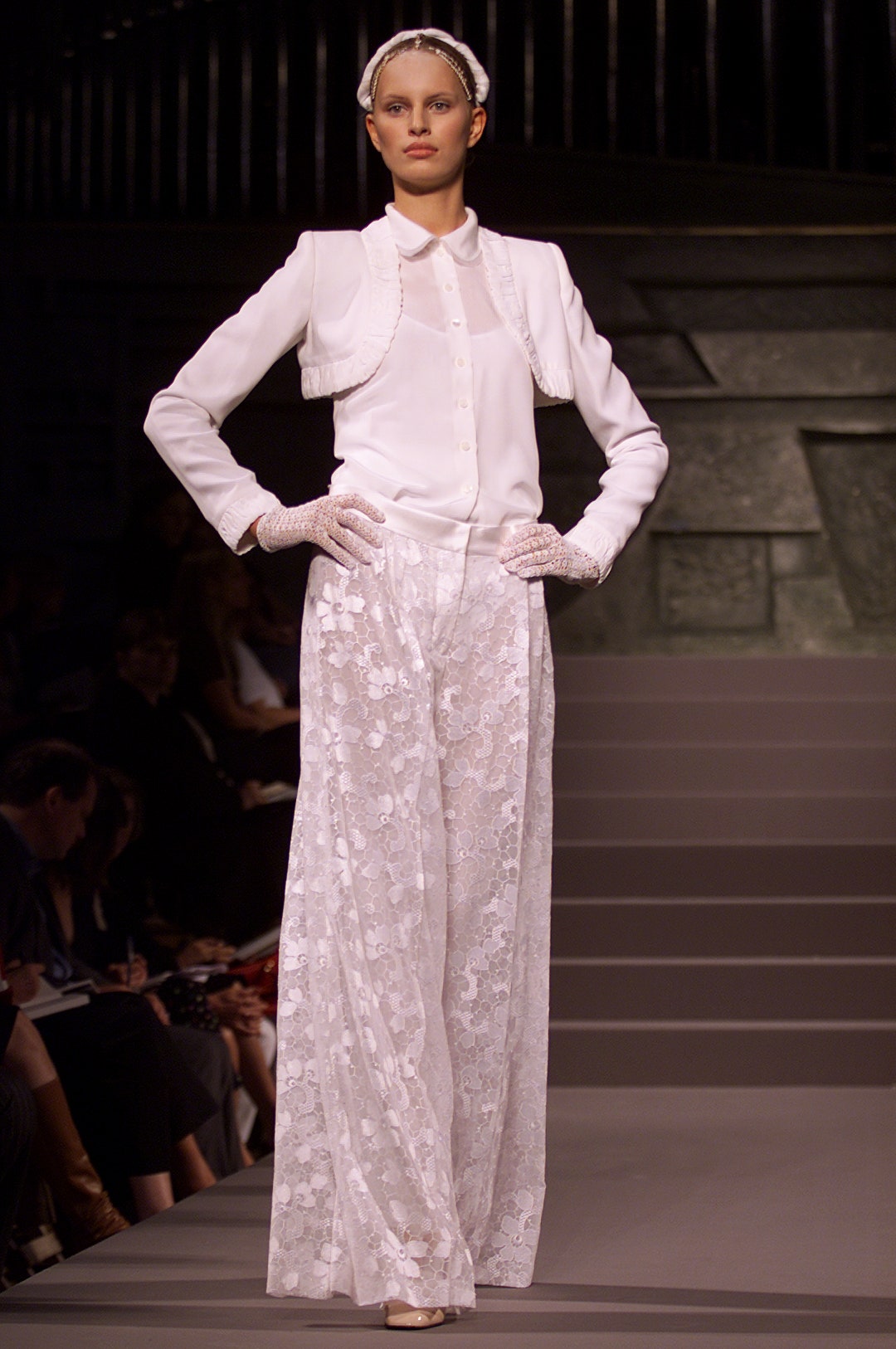 Viktor & Rolf S/S 02 Look 17