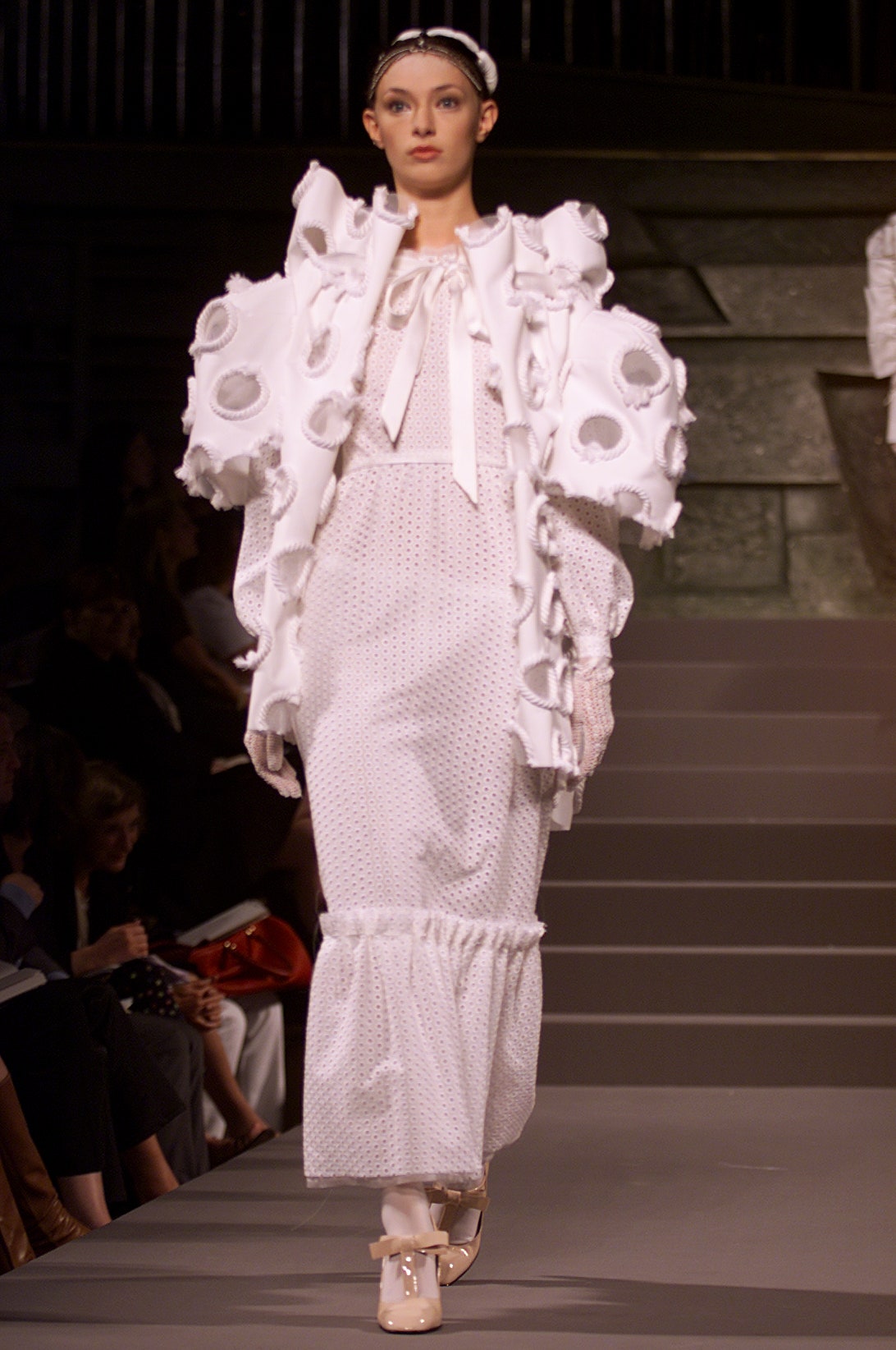 Viktor & Rolf S/S 02 Look 32