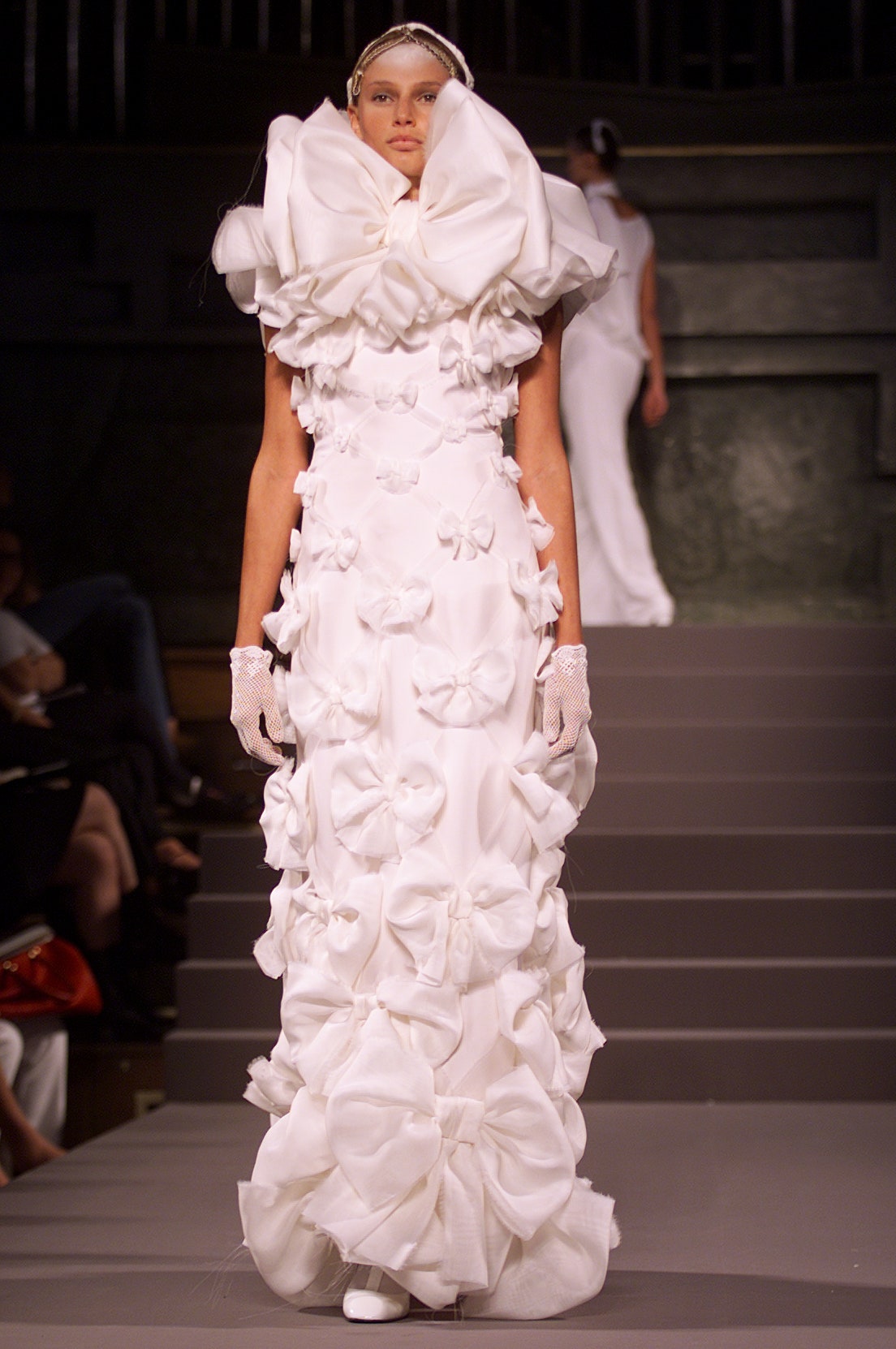 Viktor & Rolf S/S 02 Look 34