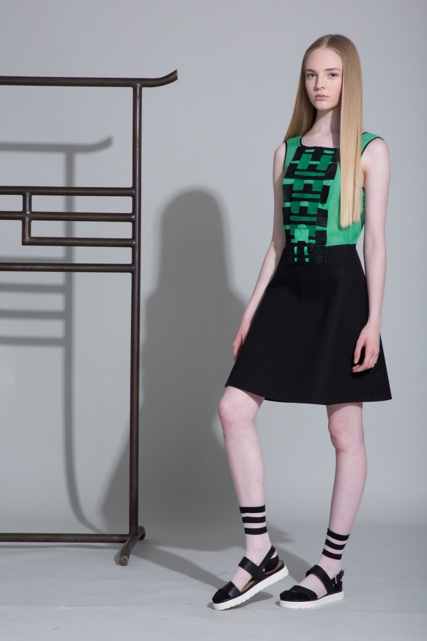 Vivienne Tam Resort 16 Look 3