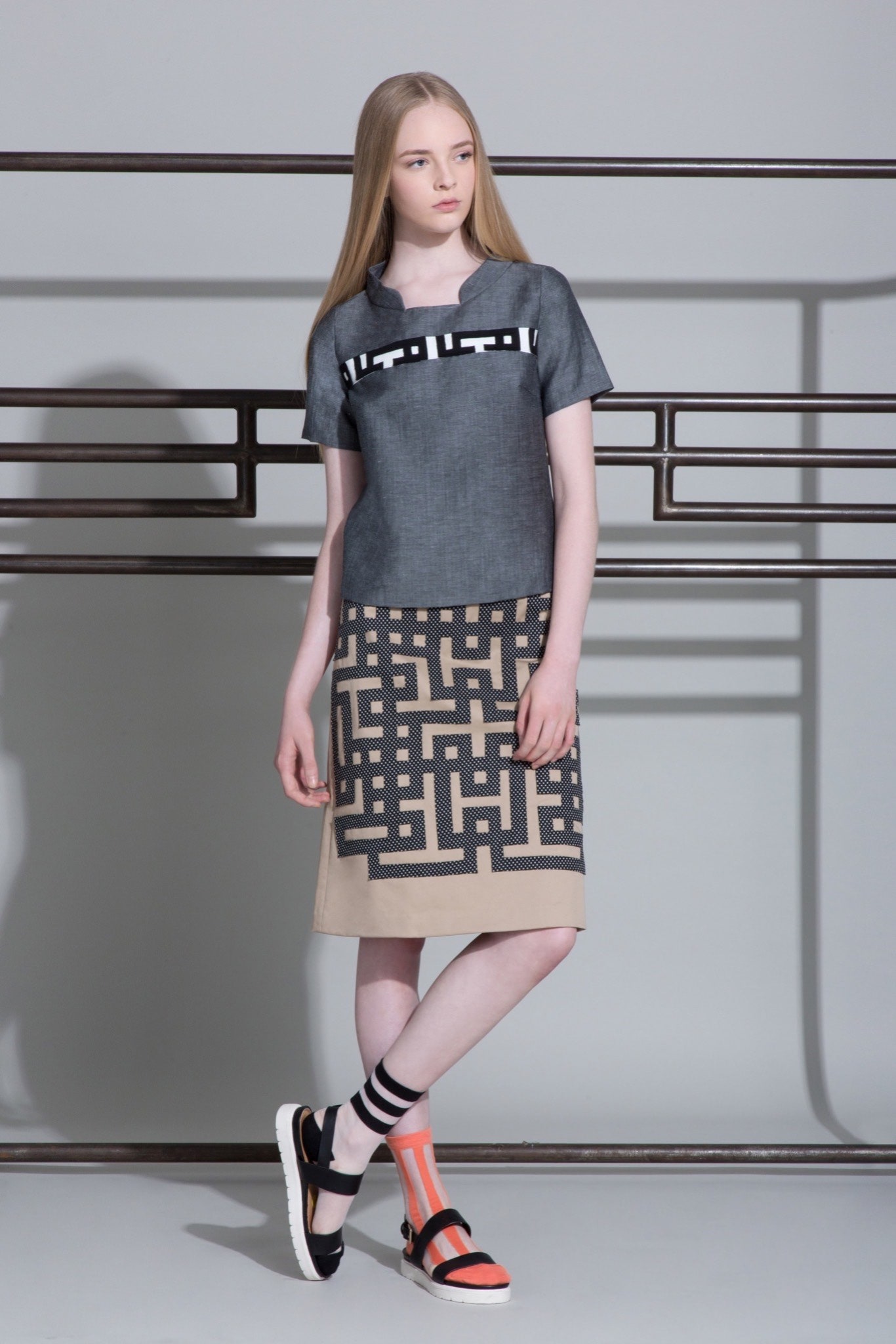 Vivienne Tam Resort 16 Look 6