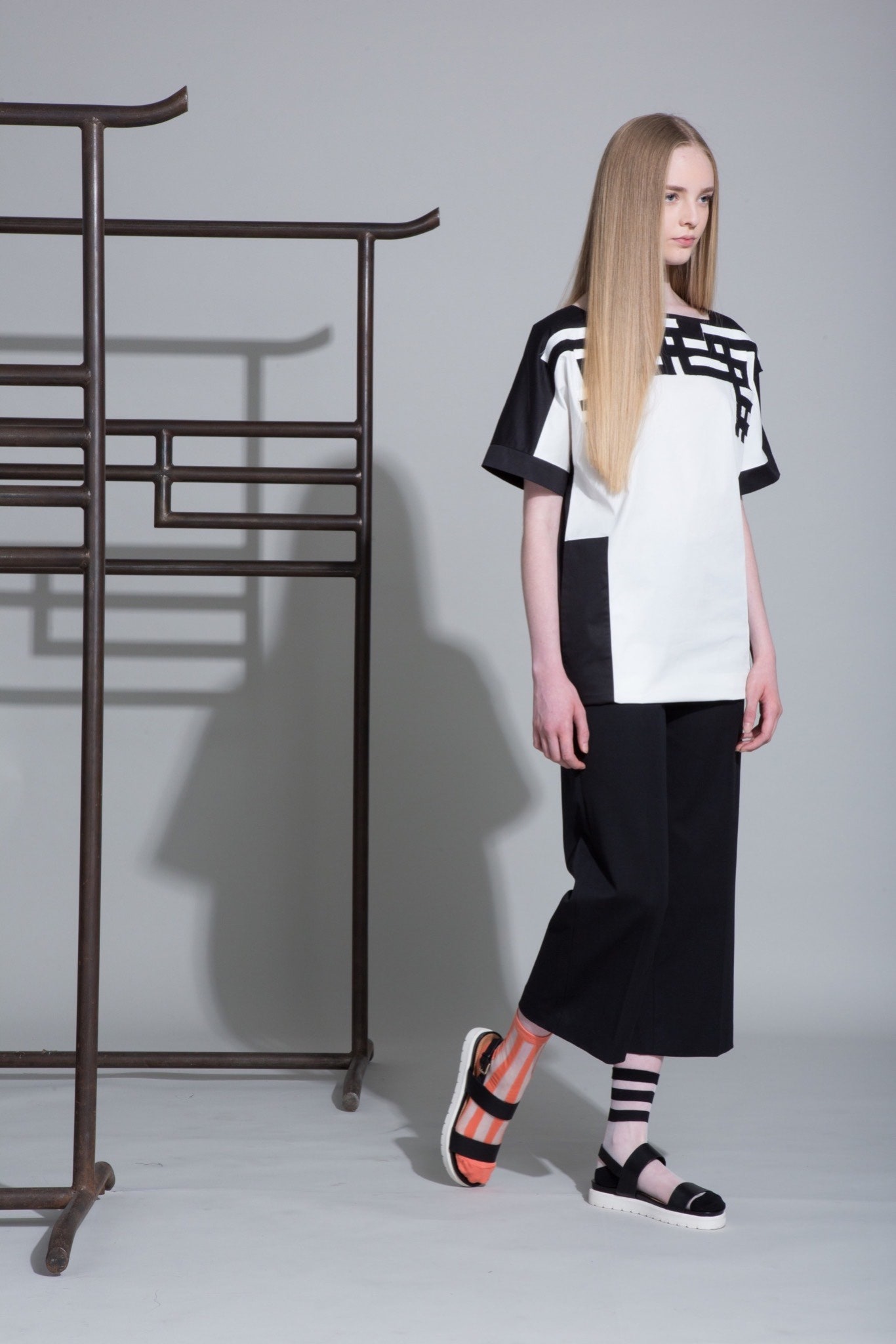Vivienne Tam Resort 16 Look 18