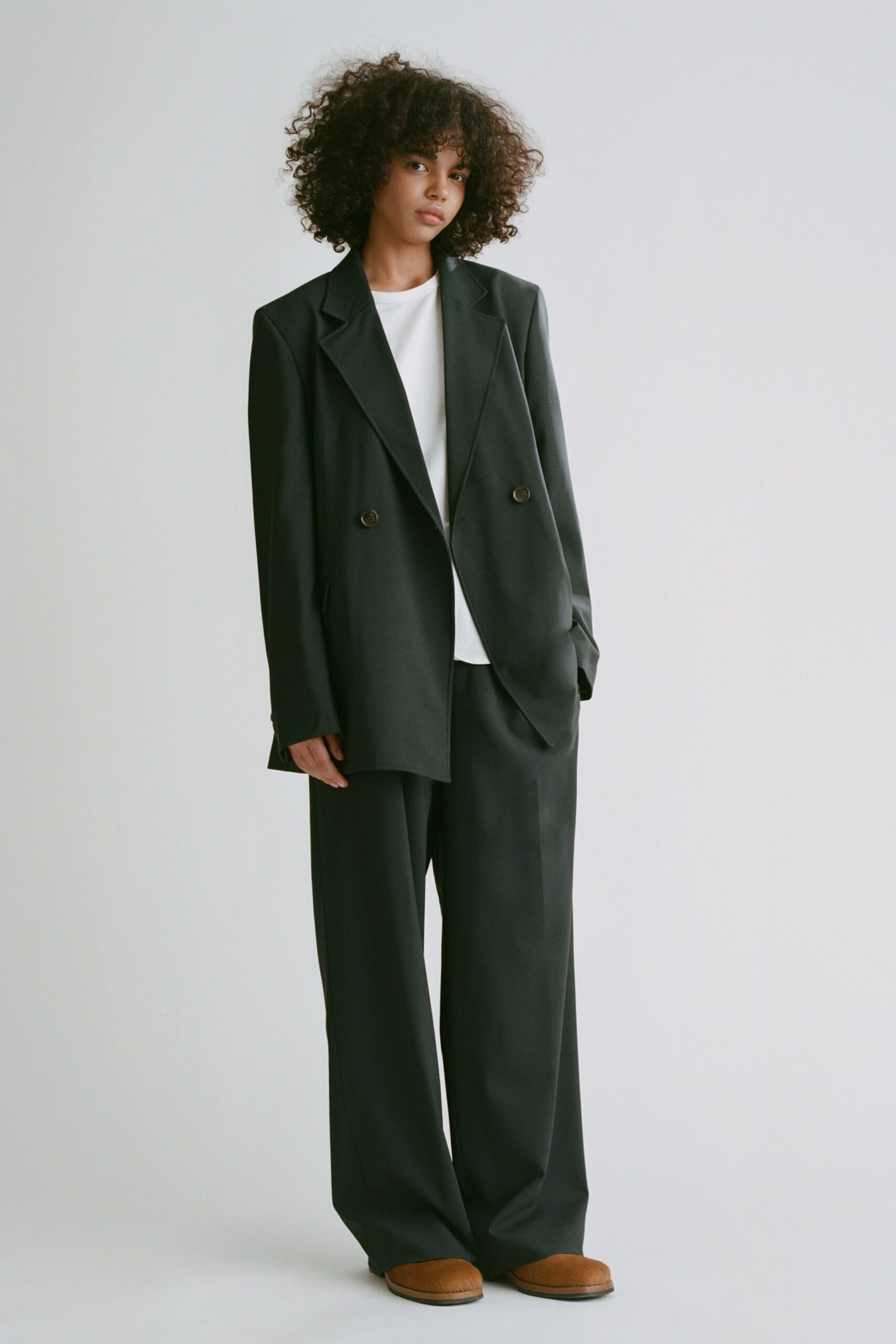 6397 F/W 23 Look 1