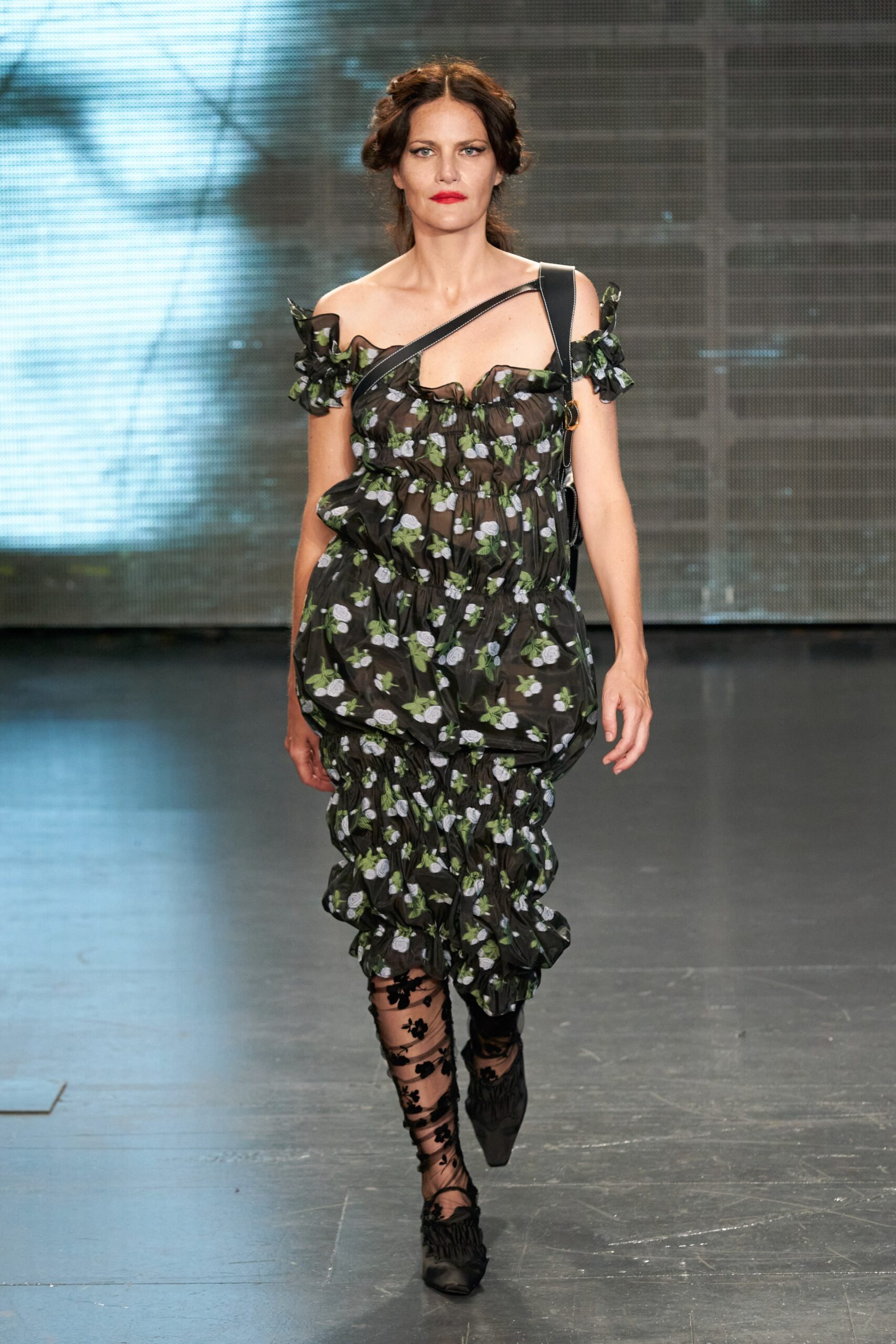 Yuhan Wang S/S 22 Look 2