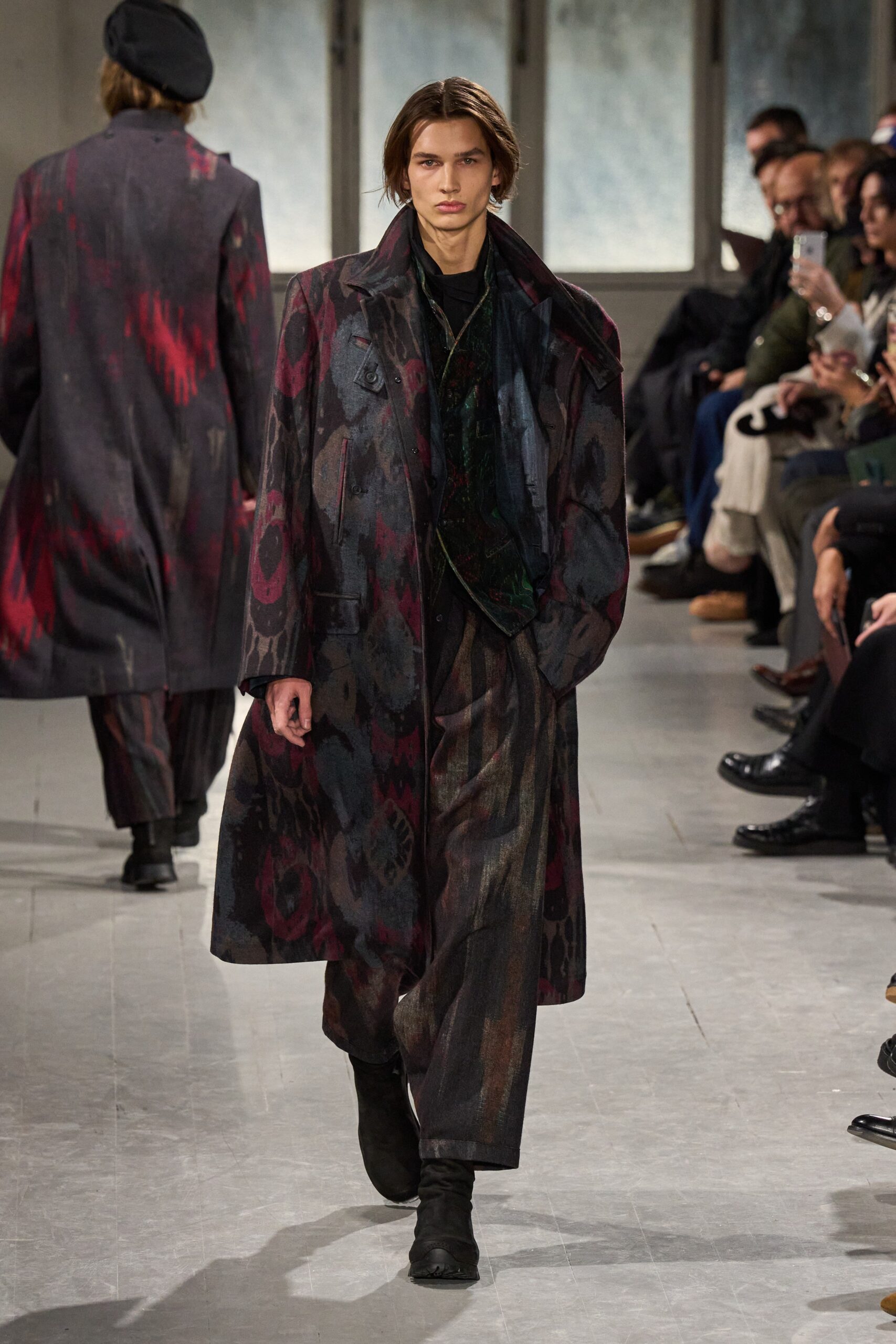 Yohji Yamamoto F/W 23 Menswear Look 2
