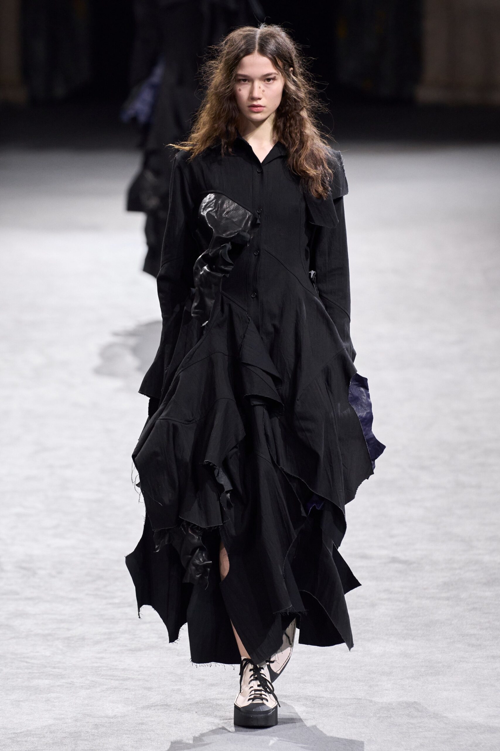 Yohji Yamamoto F/W 23 Look 2