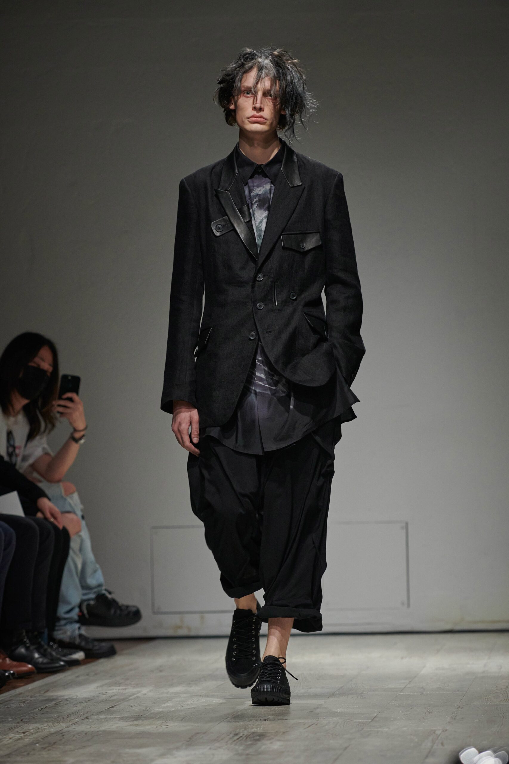 Yohji Yamamoto S/S 23 Menswear Look 2