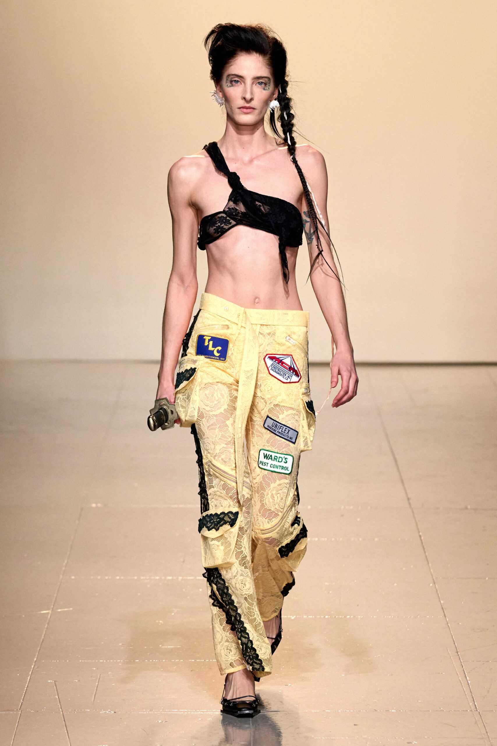 Yuhan Wang F/W 23 Look 2