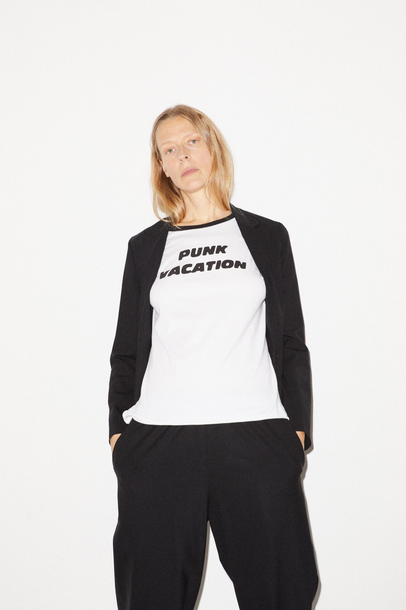 6397 F/W 20 Look 2