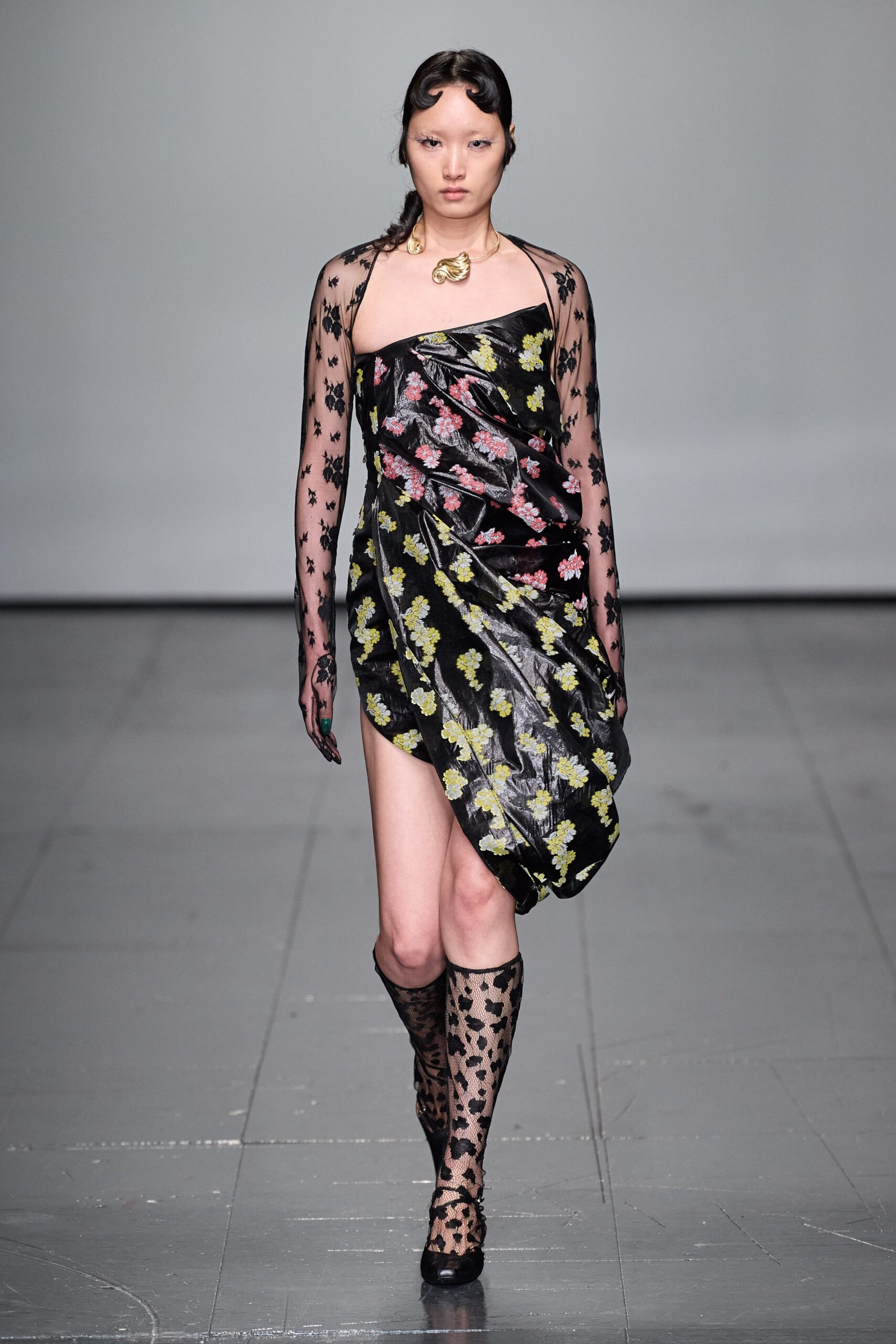 Yuhan Wang F/W 22 Look 3
